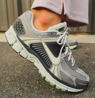 Nike Zoom Vomero 5 Cobblestone Flat Pewter FB8825-001 review Daryl Milam
