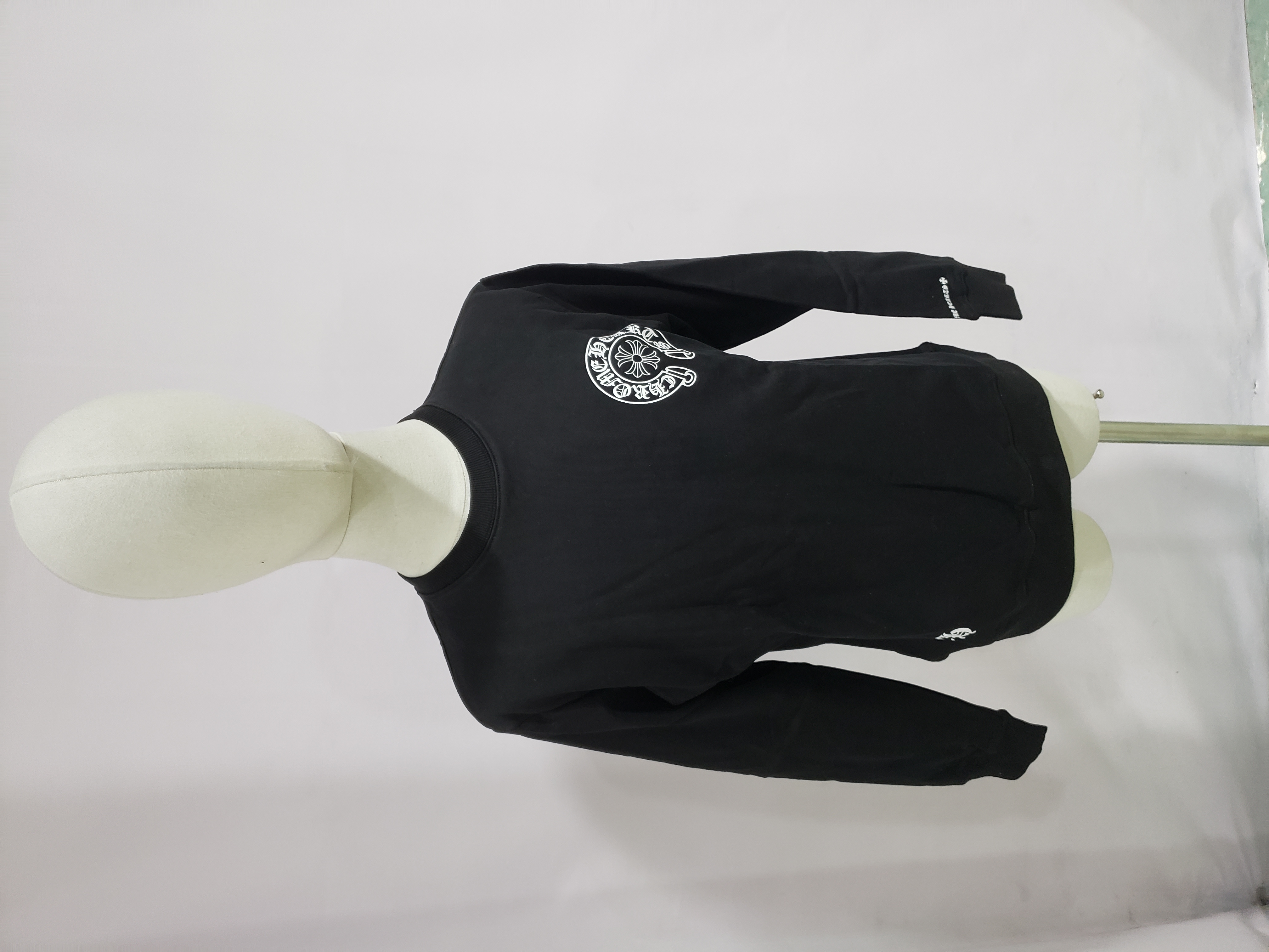 CHROME HEARTS Sweatshirt 8301 review Stockxkicks 01