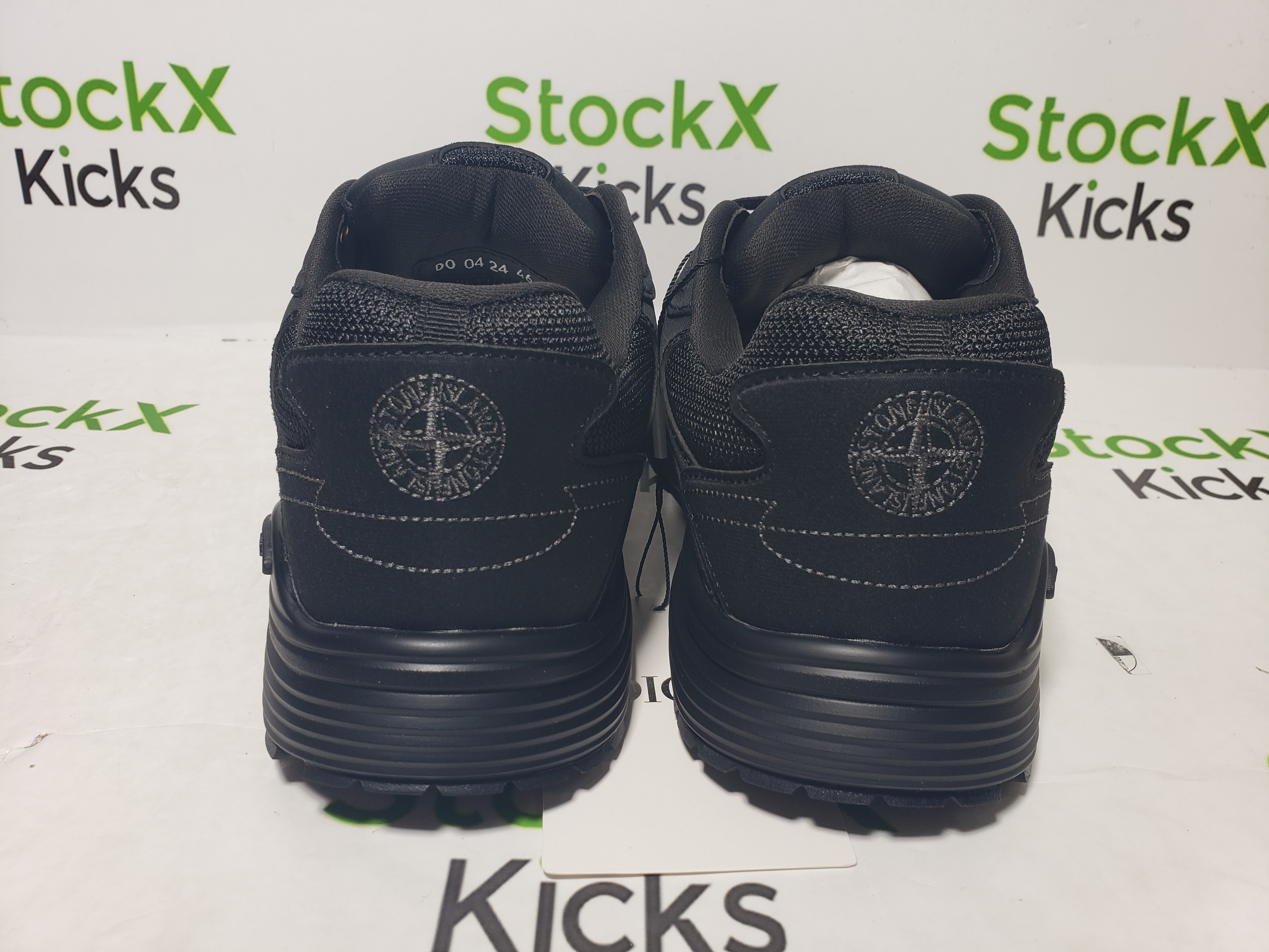 Dior B30 x Stone Island Sneaker Black CK241115 review Stockxkicks 02
