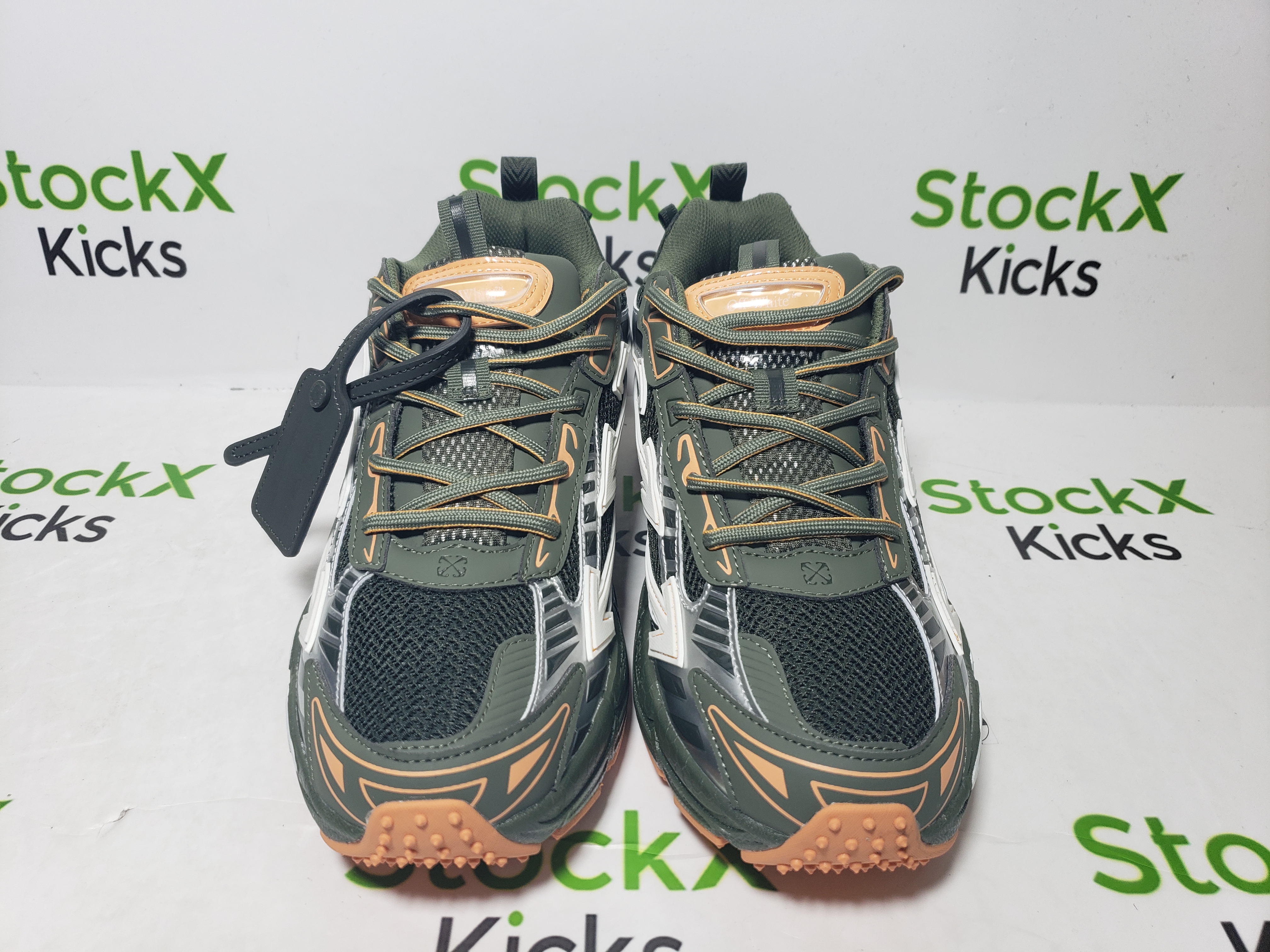 Off White Be Right Back Sneakers Military Green OMIA295F24 FAB00 10009 review Stockxkicks 01