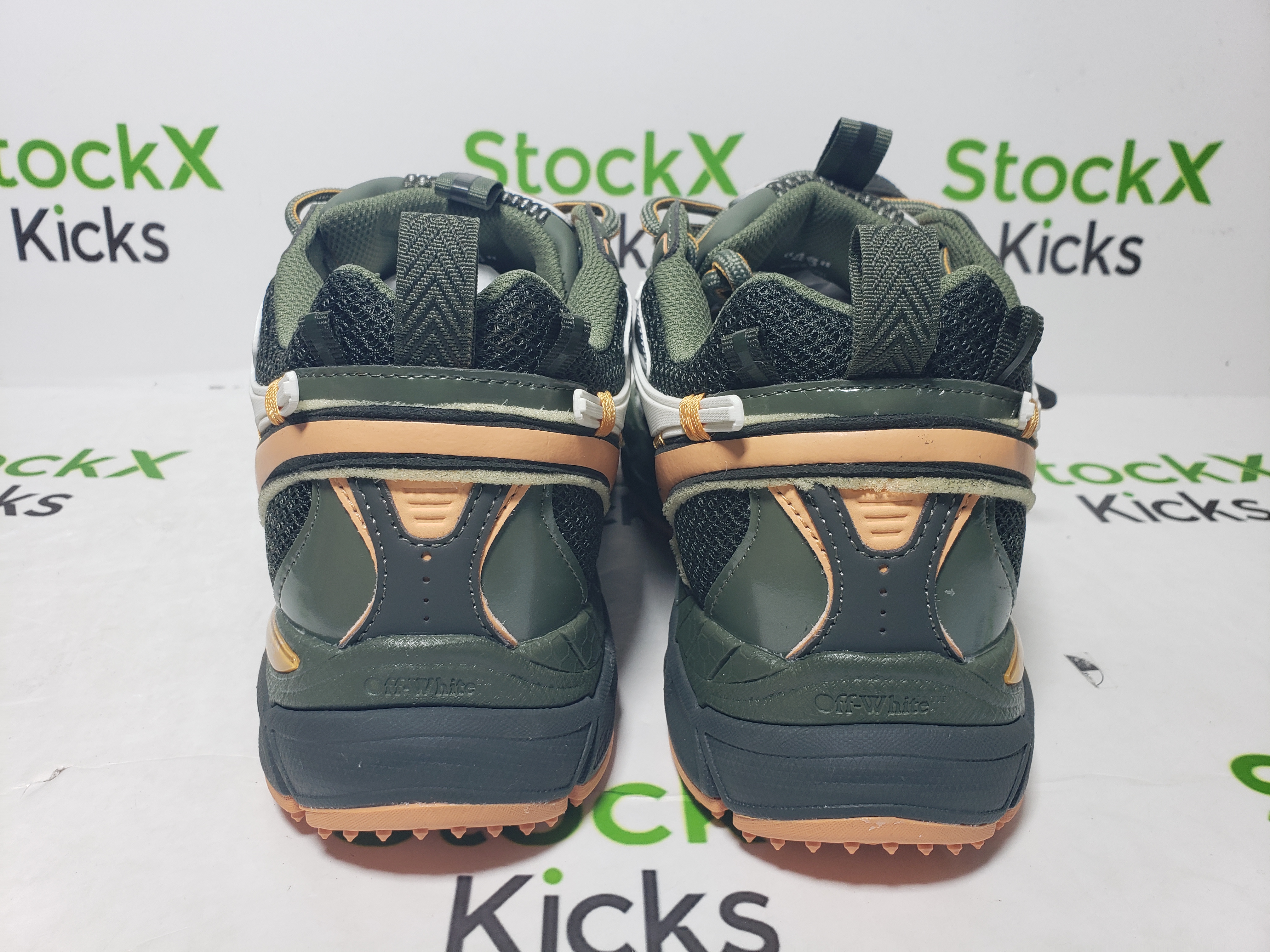 Off White Be Right Back Sneakers Military Green OMIA295F24 FAB00 10009 review Stockxkicks 02