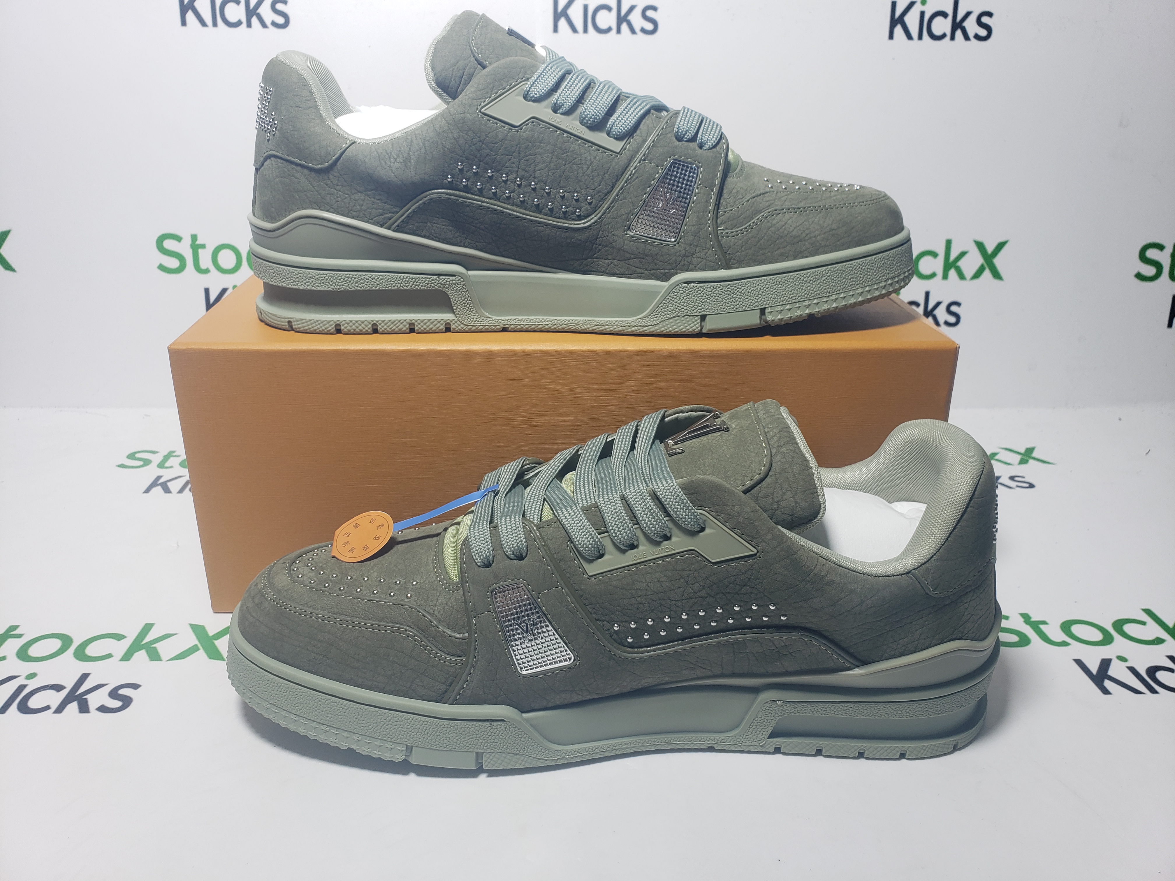 Louis Vuitton Trainer Sneaker Green 1AHTG3 review Stockxkicks 06