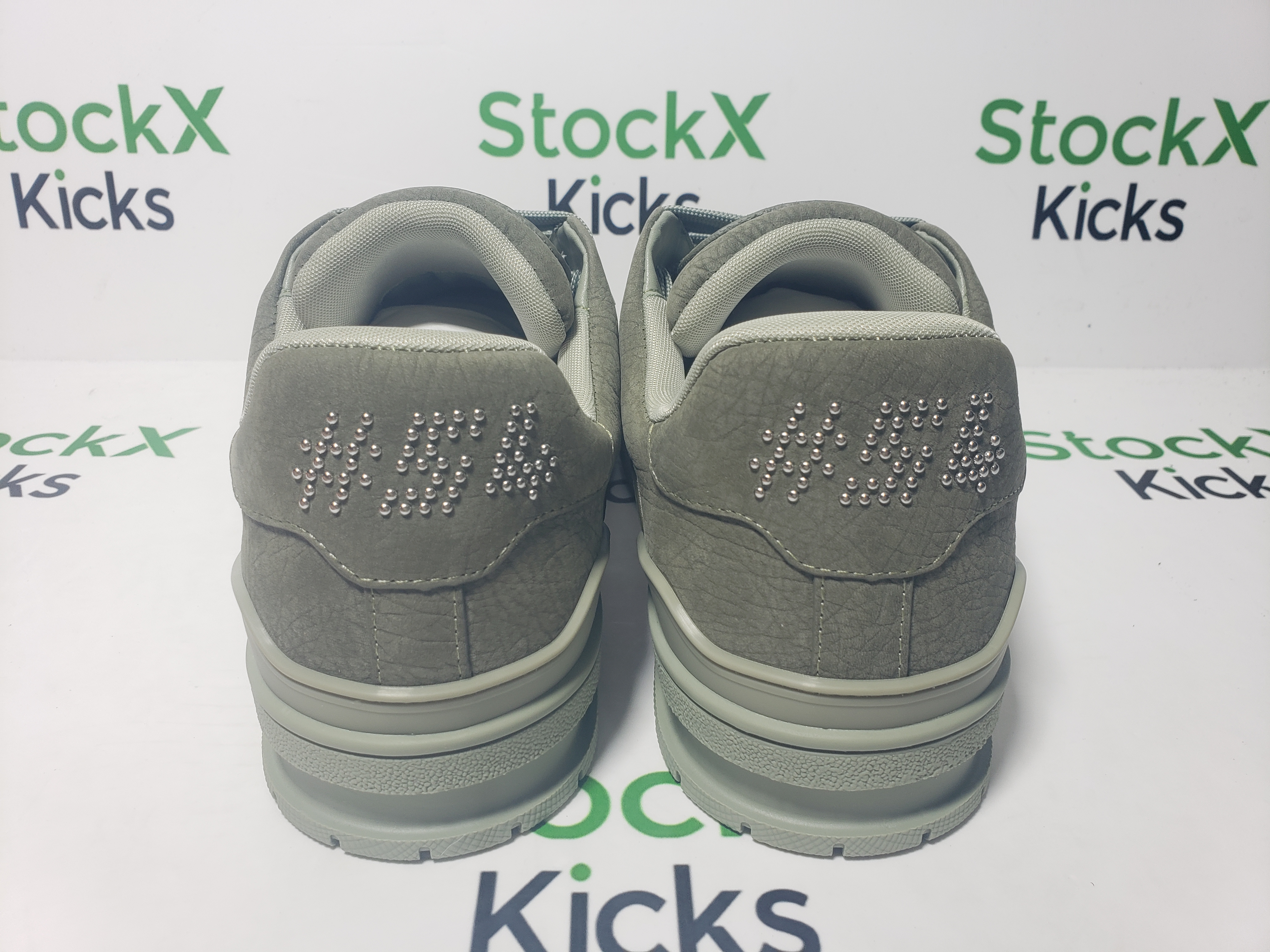 Louis Vuitton Trainer Sneaker Green 1AHTG3 review Stockxkicks 02