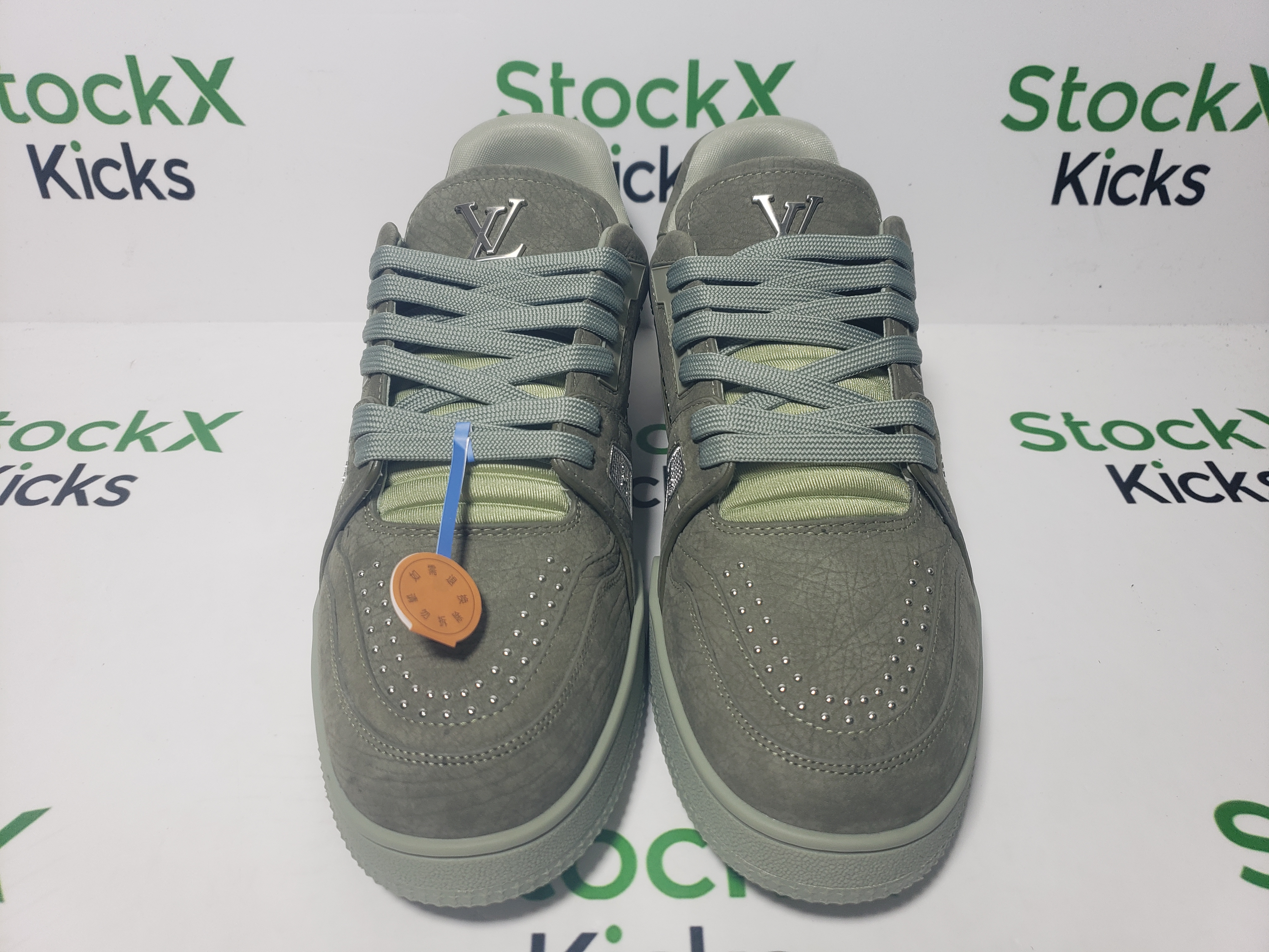 Louis Vuitton Trainer Sneaker Green 1AHTG3 review Stockxkicks 01