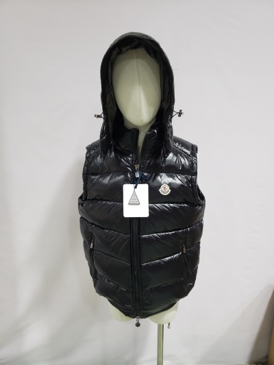 Moncler Bormes Down Vest Black review Stockxkicks 02