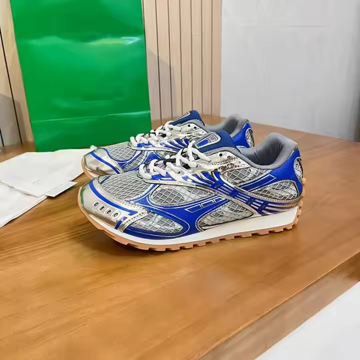 Bottega Veneta Orbit Blue review Sharde Grinder