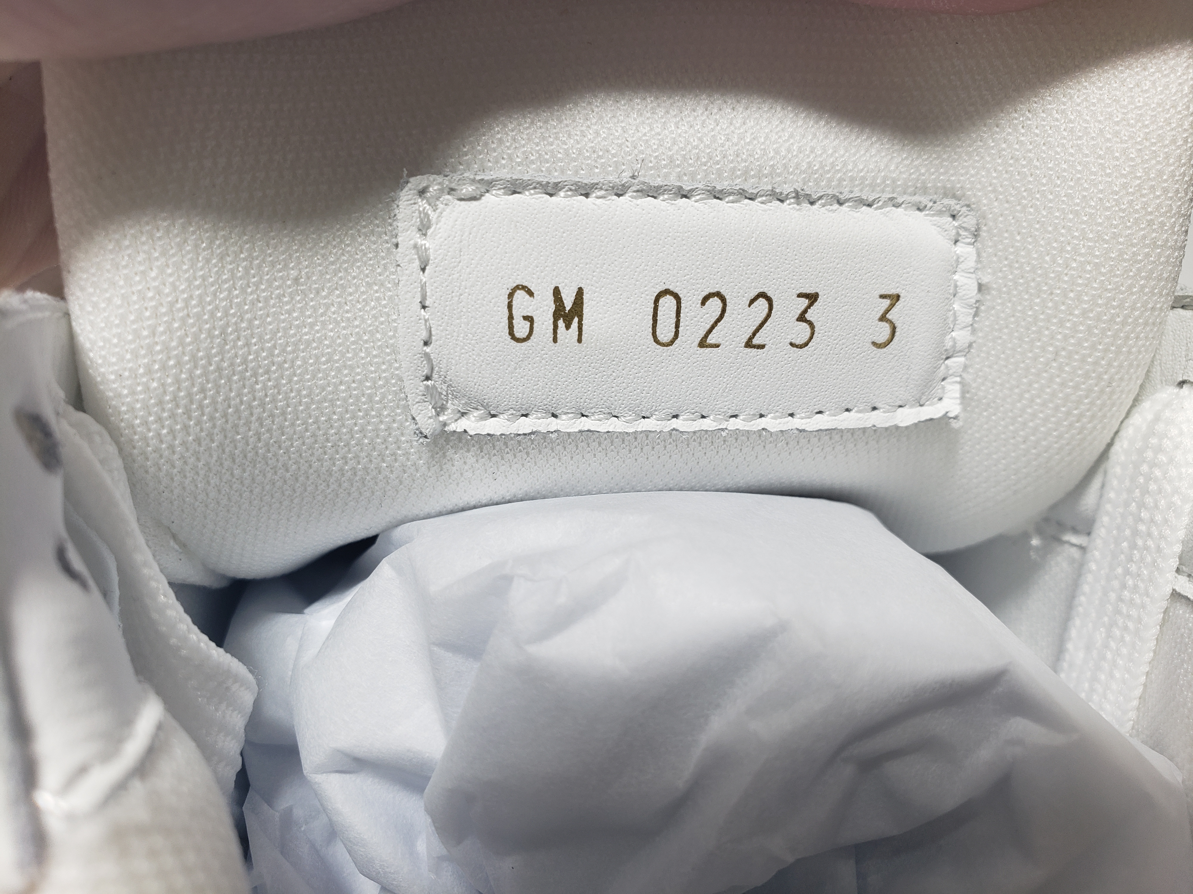 Louis Vuitton Trainer Sneaker Apricot 1AHTME review Stockxkicks 03