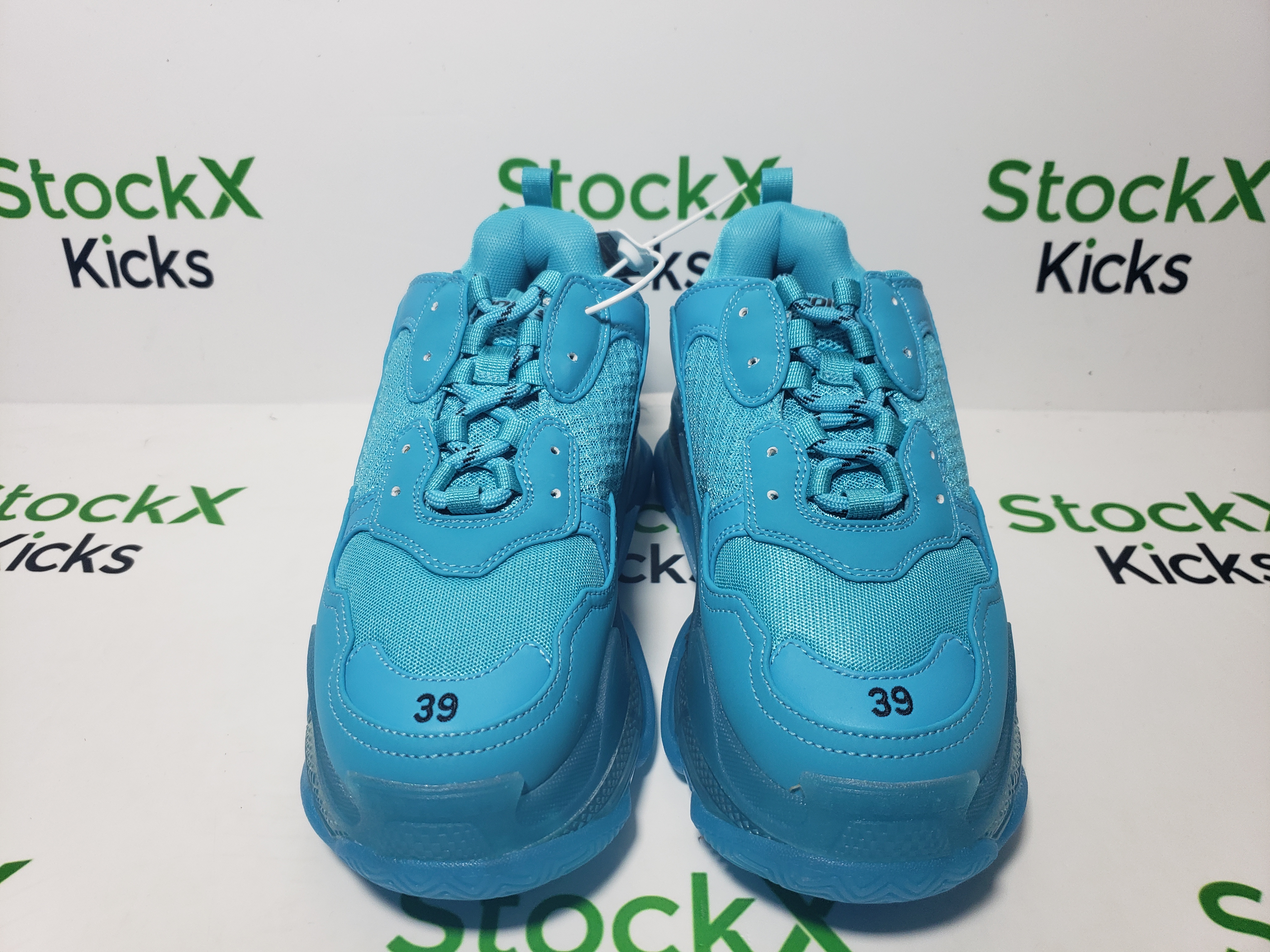Balenciaga Triple S Cyanin 544351 W09O1 9008 review stockxkicks 01