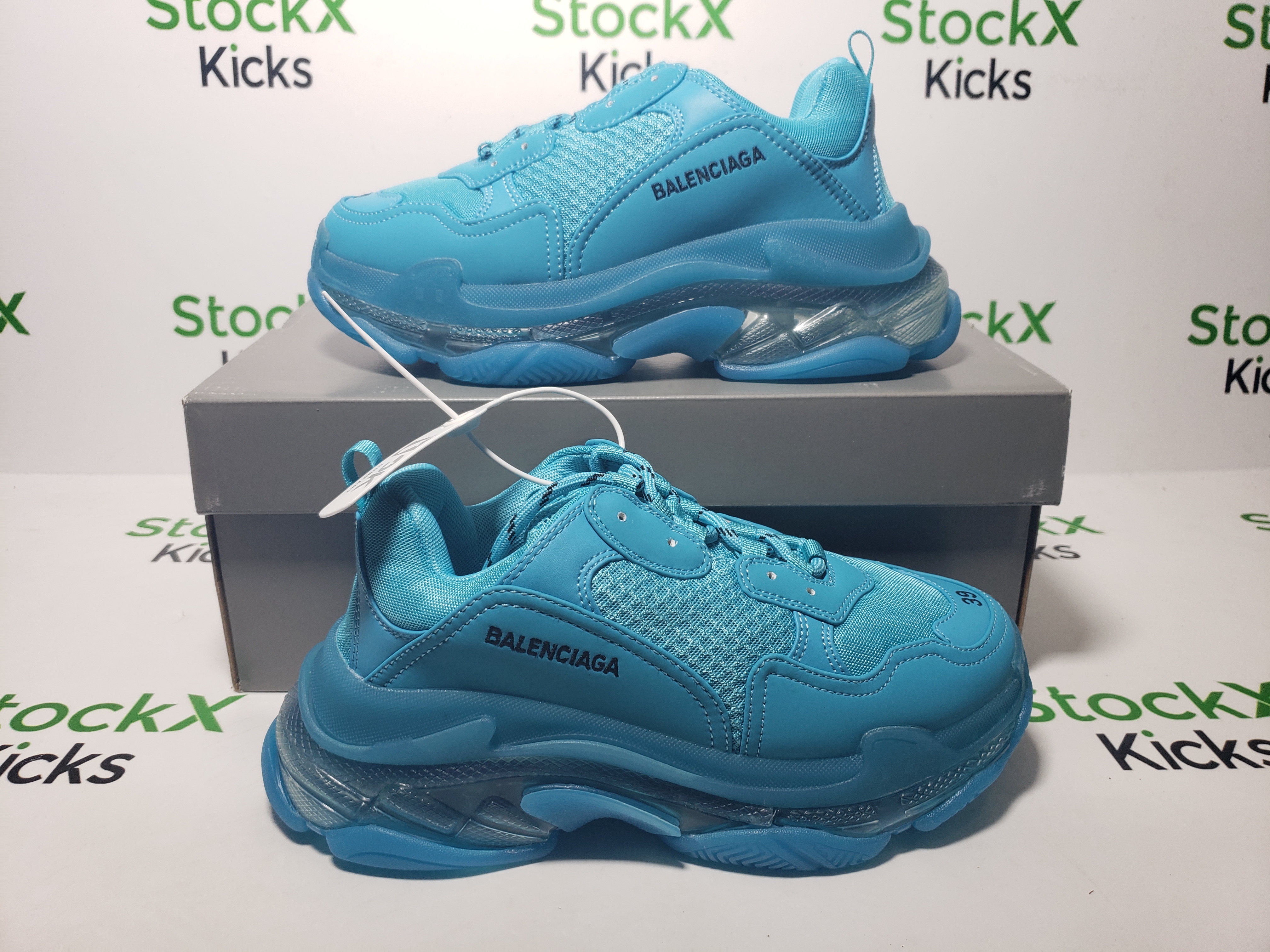 Balenciaga Triple S Cyanin 544351 W09O1 9008 review stockxkicks 05