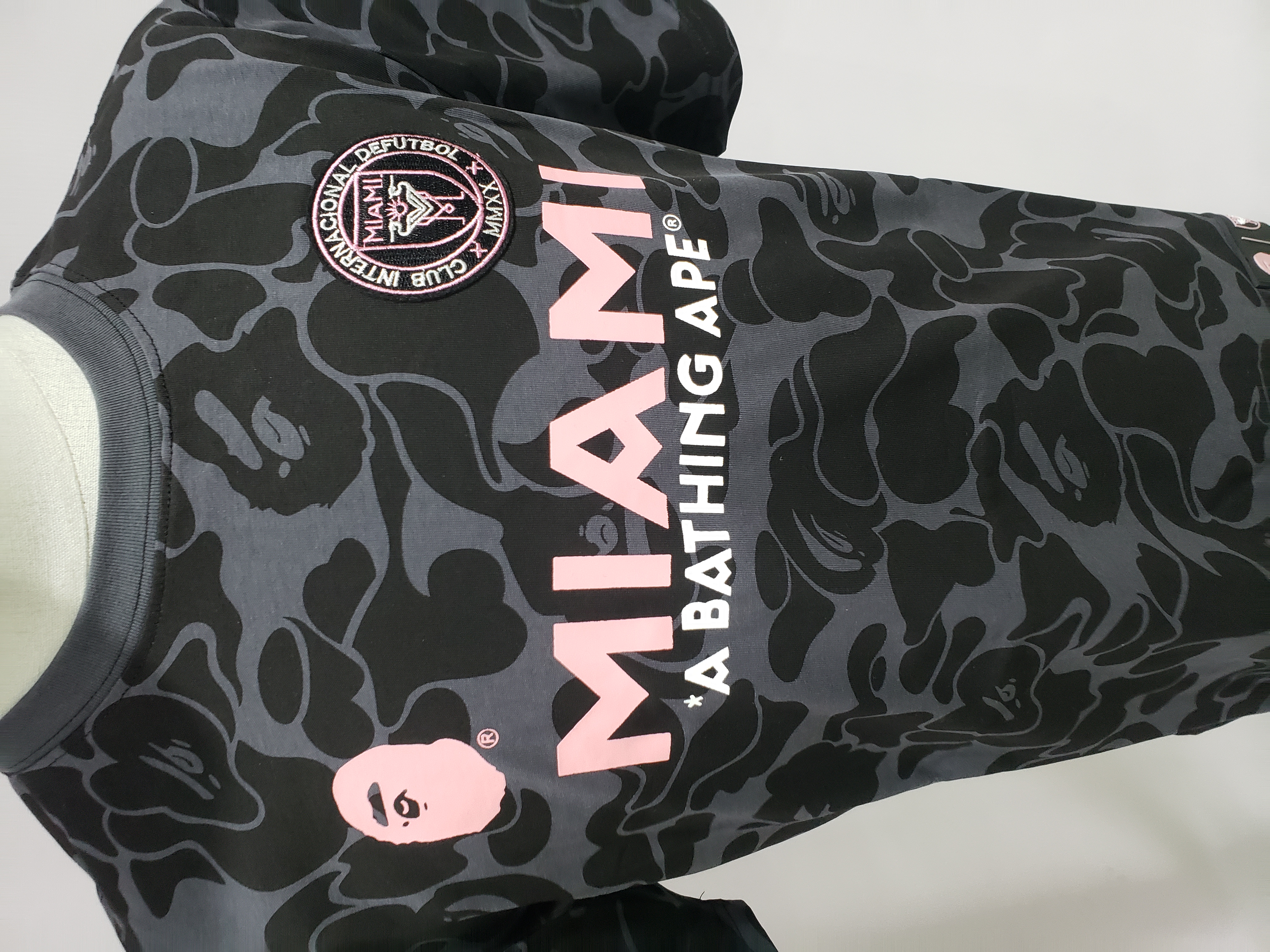 BAPE x Inter Miami CF Camo Tee Black T-shirt review stockxkicks 03