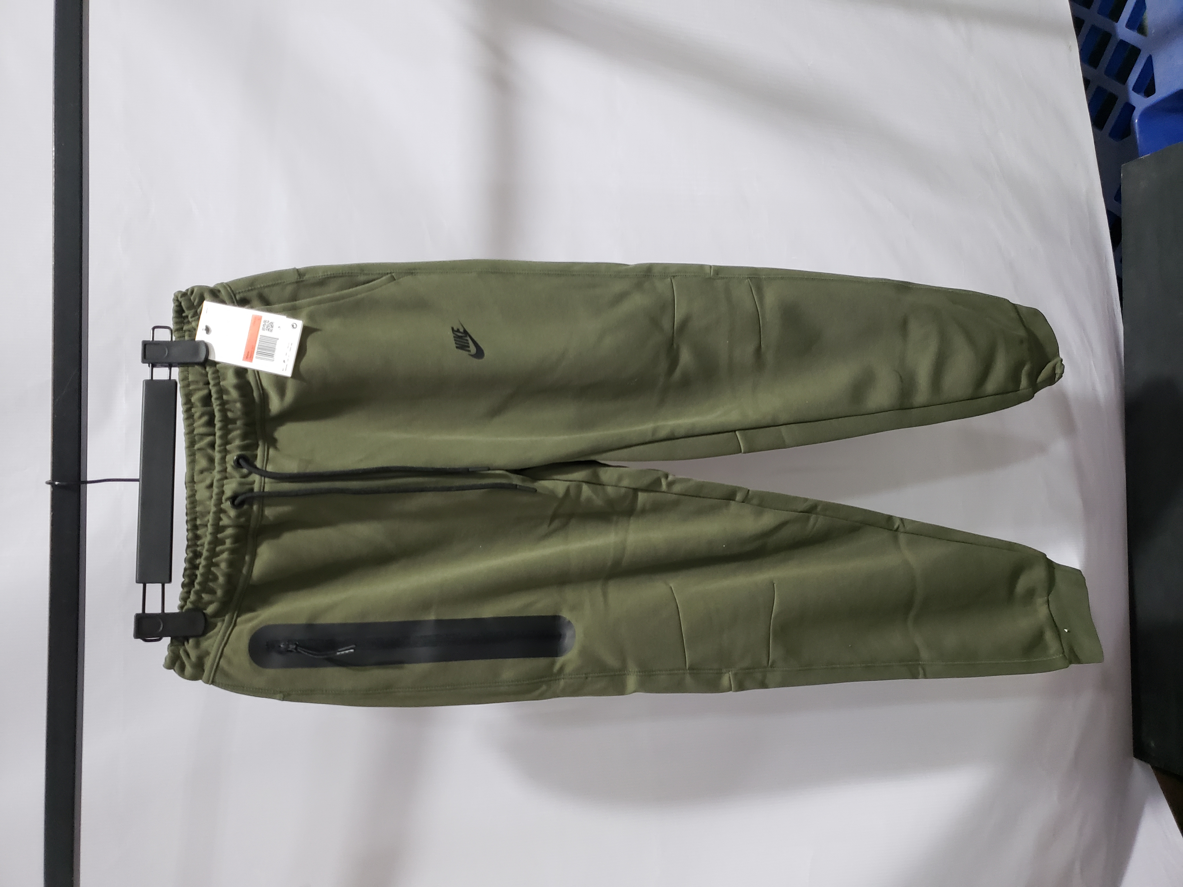 Nike Sportswear Tech Fleece Hoodie & Joggers Pant Set Black/Grey/Army Green/Khaki YZ FB7922 8002 review stockxkicks 05