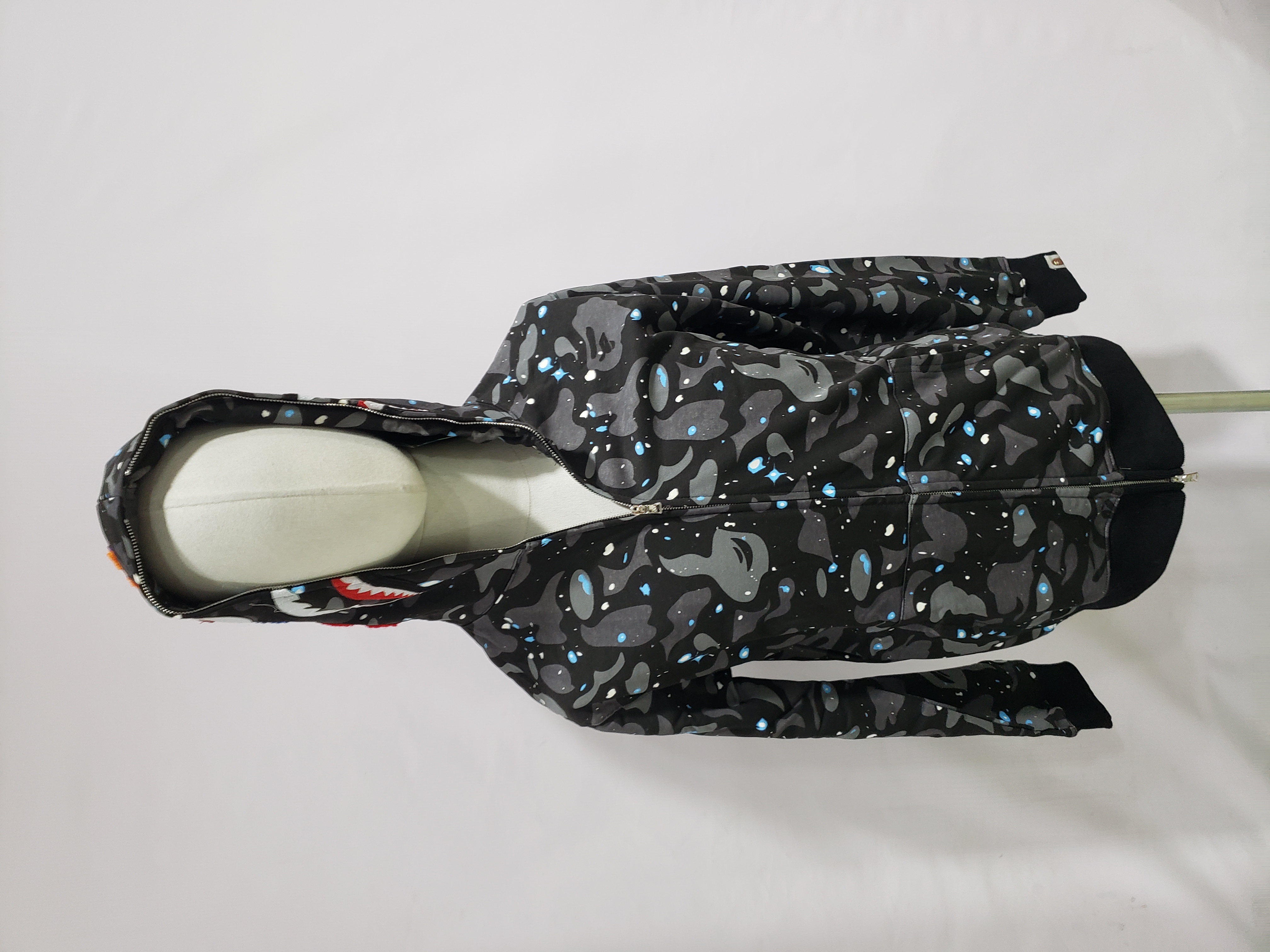 BAPE Space Camo Shark WGM Full-Zip Hoodie Black review stockxkicks 01