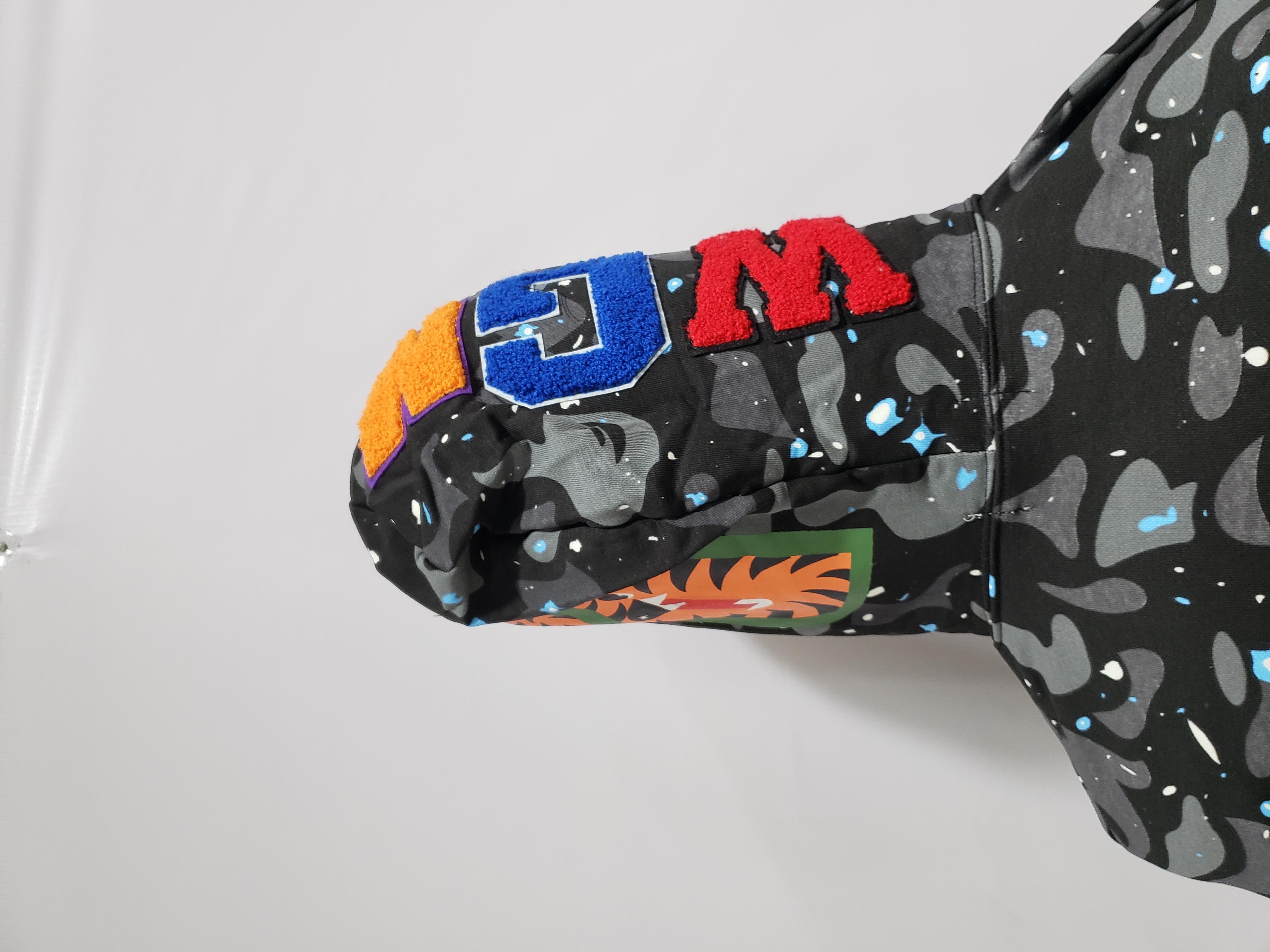 BAPE Space Camo Shark WGM Full-Zip Hoodie Black review stockxkicks 04