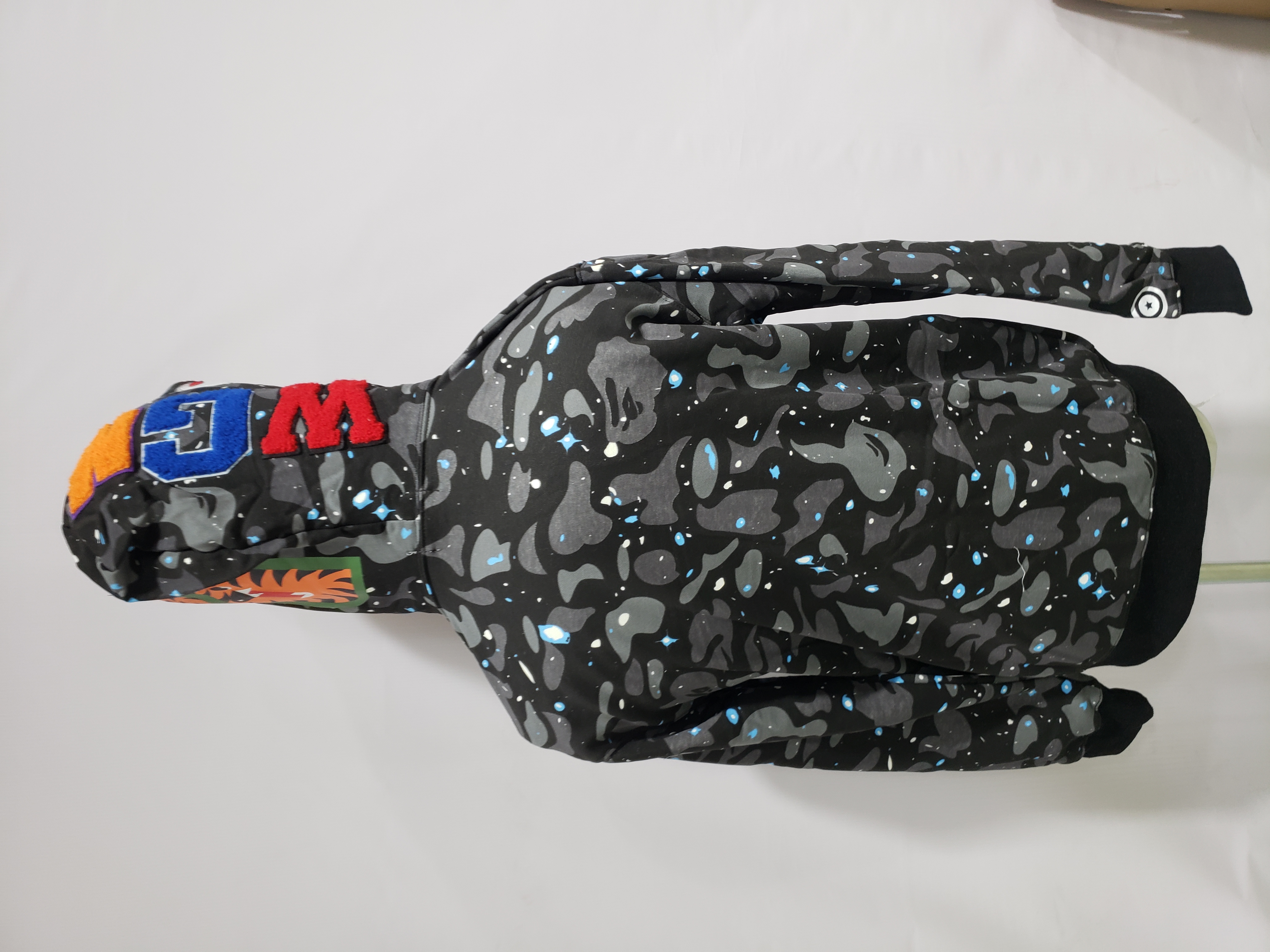 BAPE Space Camo Shark WGM Full-Zip Hoodie Black review stockxkicks 05