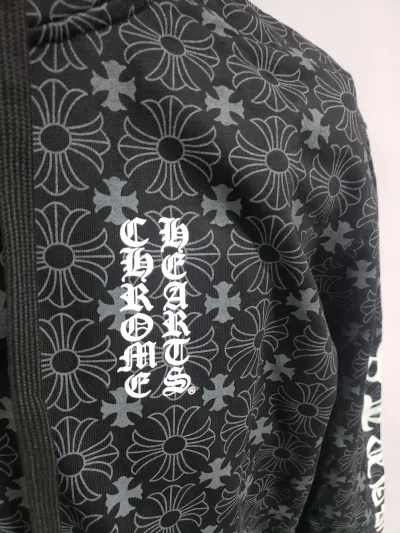 CHROME HEARTS Hoodie K5021 review Stockxkicks 02