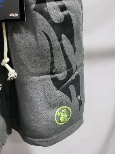 Hellstar Shorts 700-0302 review Stockxkicks 03