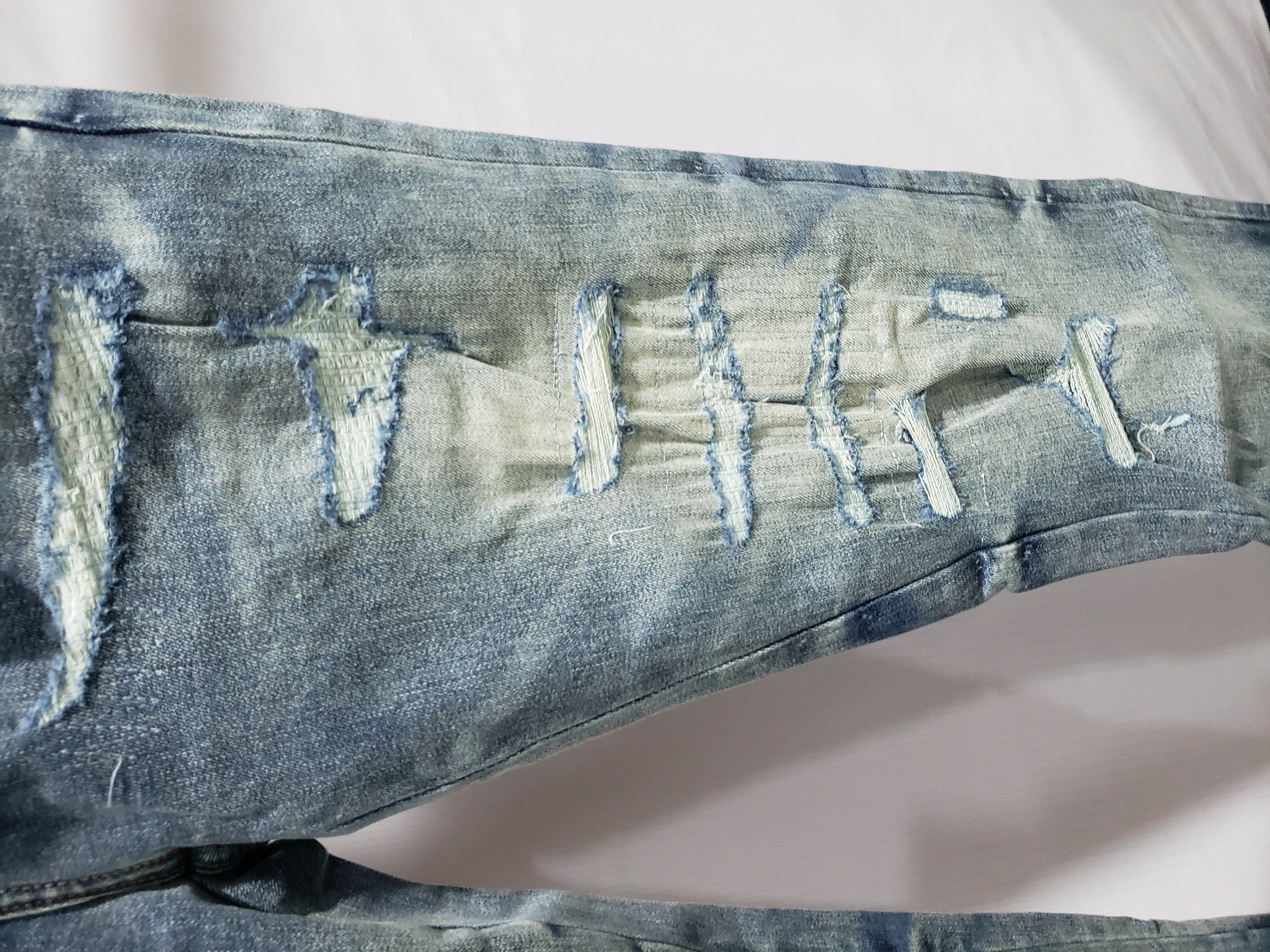 AMIRI Blue Varsity Jeans review Stockxkicks 03