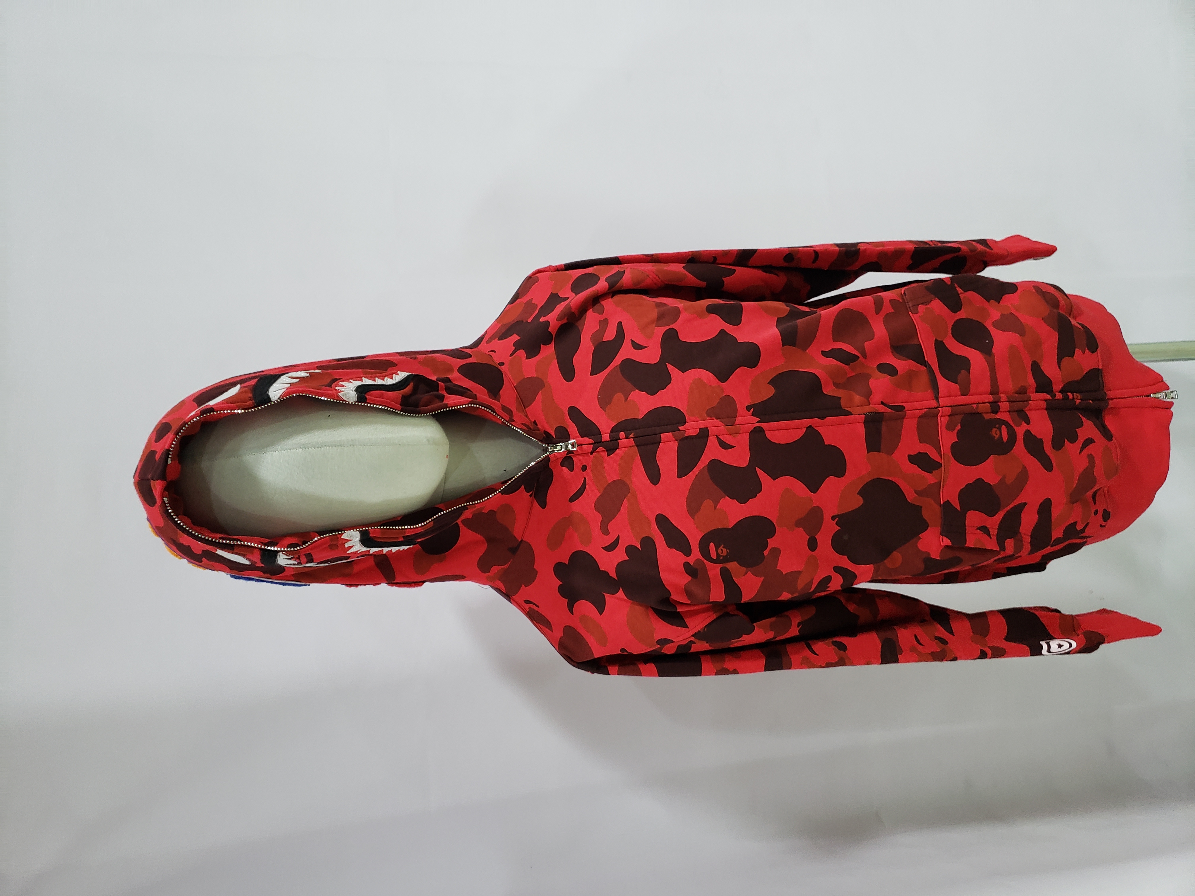BAPE Color Camo Shark Zip Hoodie Red 4580793322511 review Stockxkicks 01