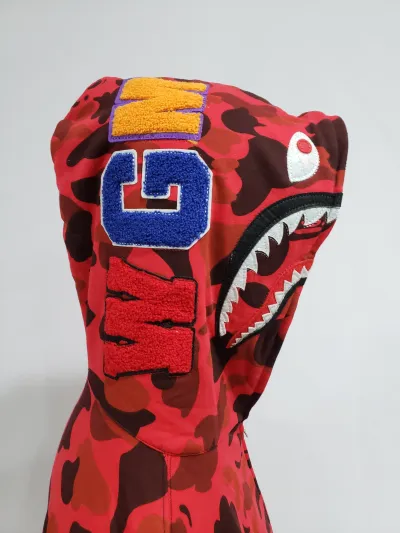 BAPE Color Camo Shark Zip Hoodie Red 4580793322511 review Stockxkicks 02