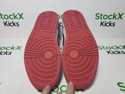 PK God Batch Jordan 1 Retro Low Chicago (2016) 705329-600 review Stockxkicks 04