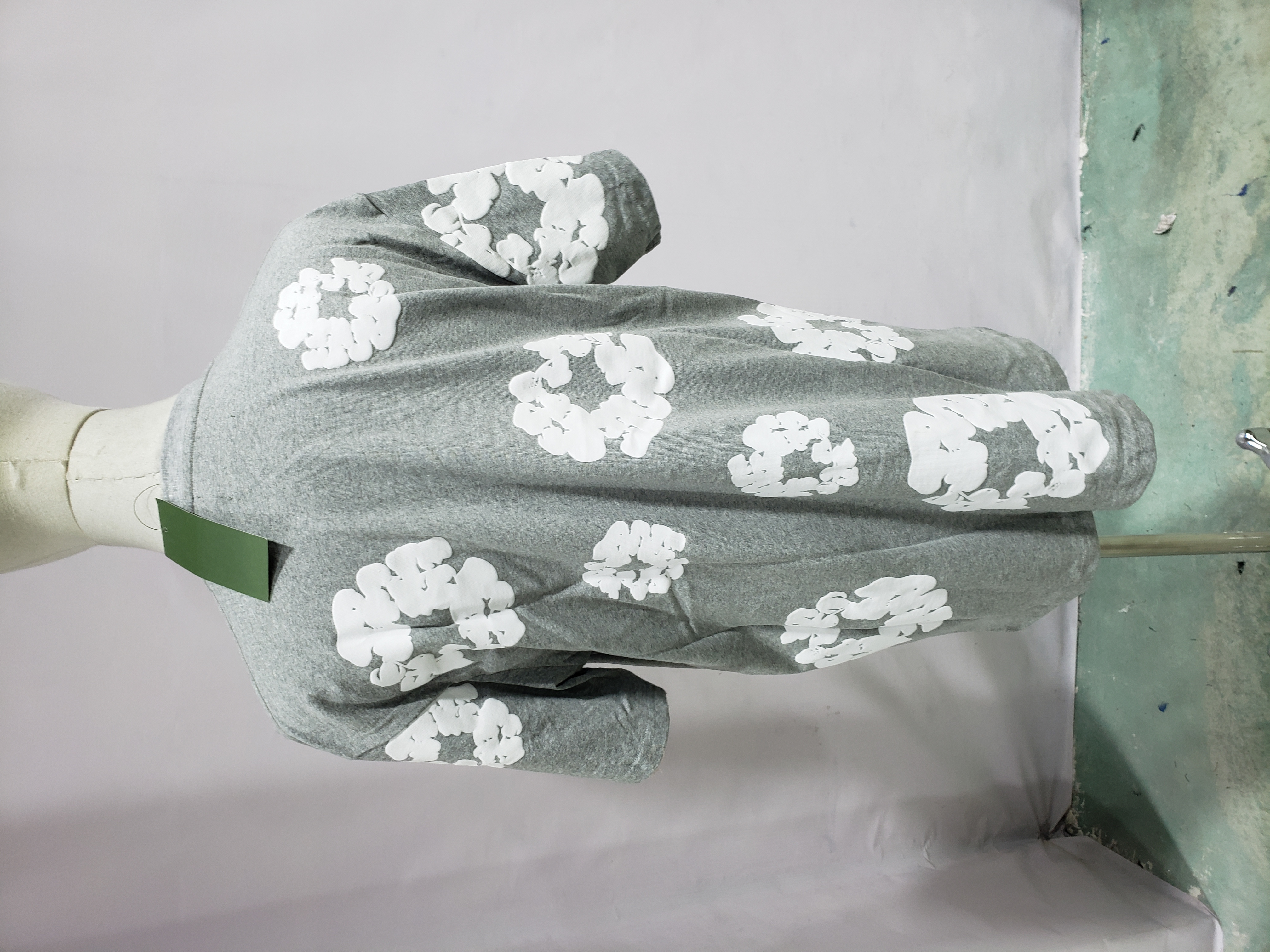 Denim Tears T-Shirt Grey EG DTT10 review Stockxkicks 03