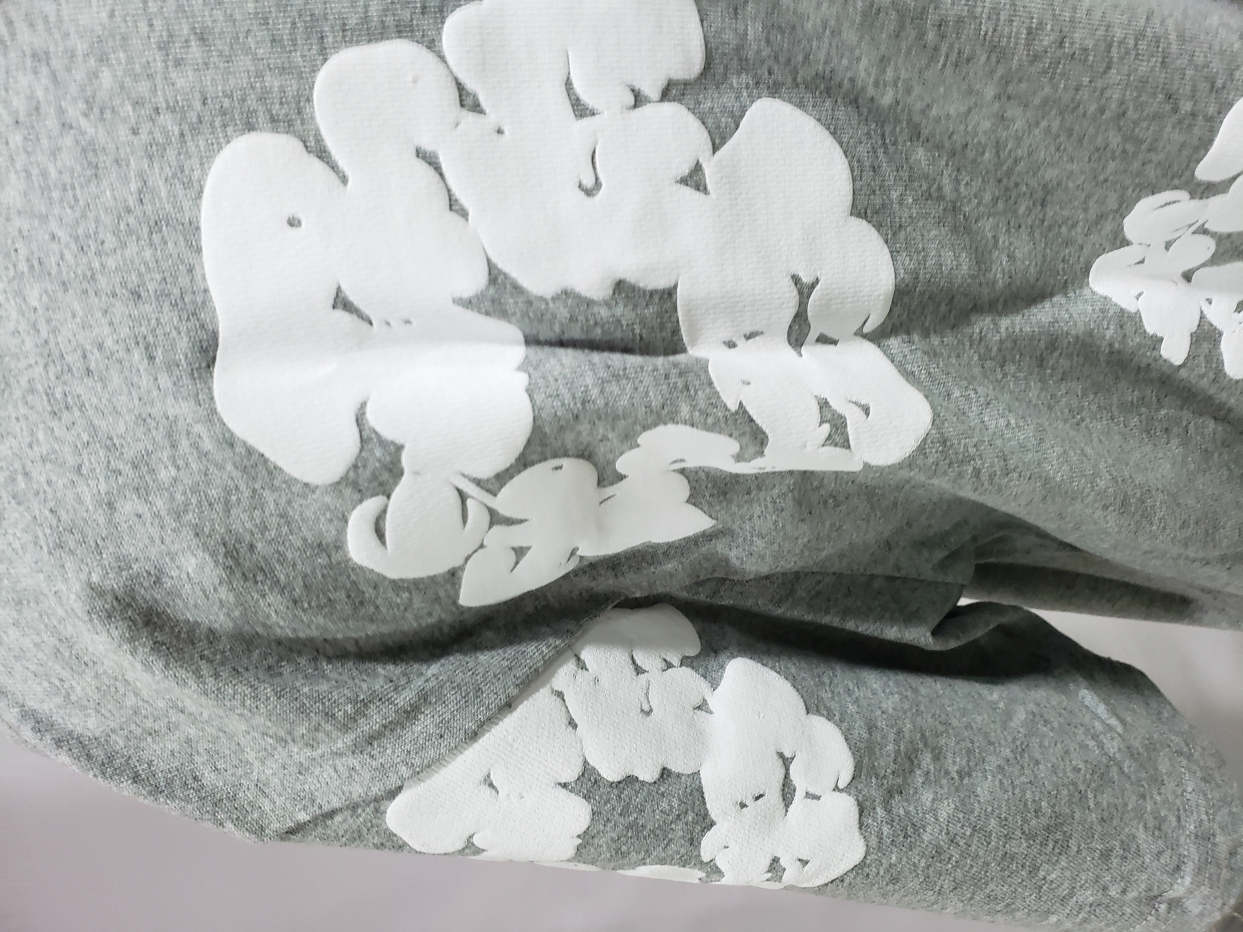 Denim Tears T-Shirt Grey EG DTT10 review Stockxkicks 05