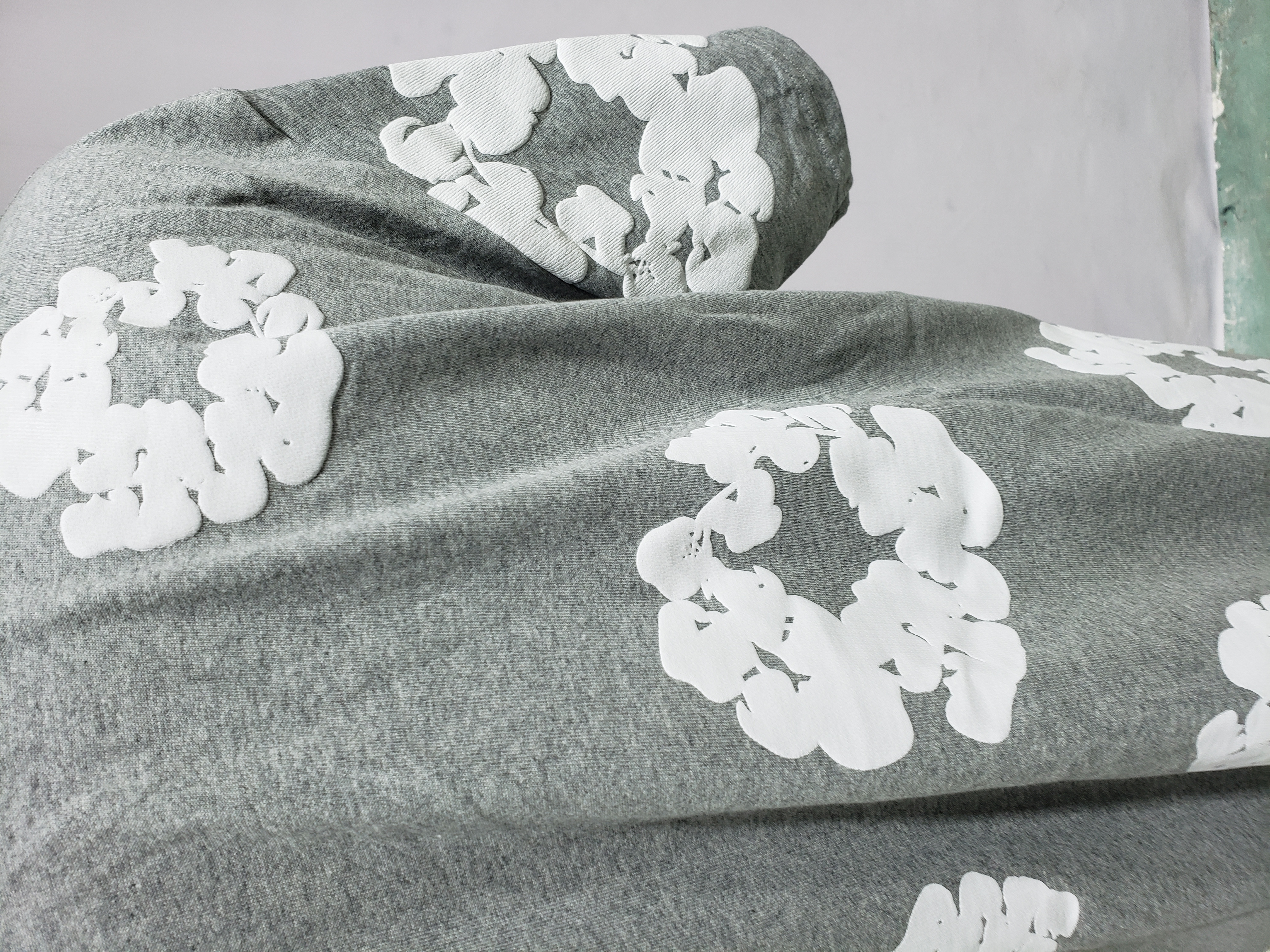 Denim Tears T-Shirt Grey EG DTT10 review Stockxkicks 04