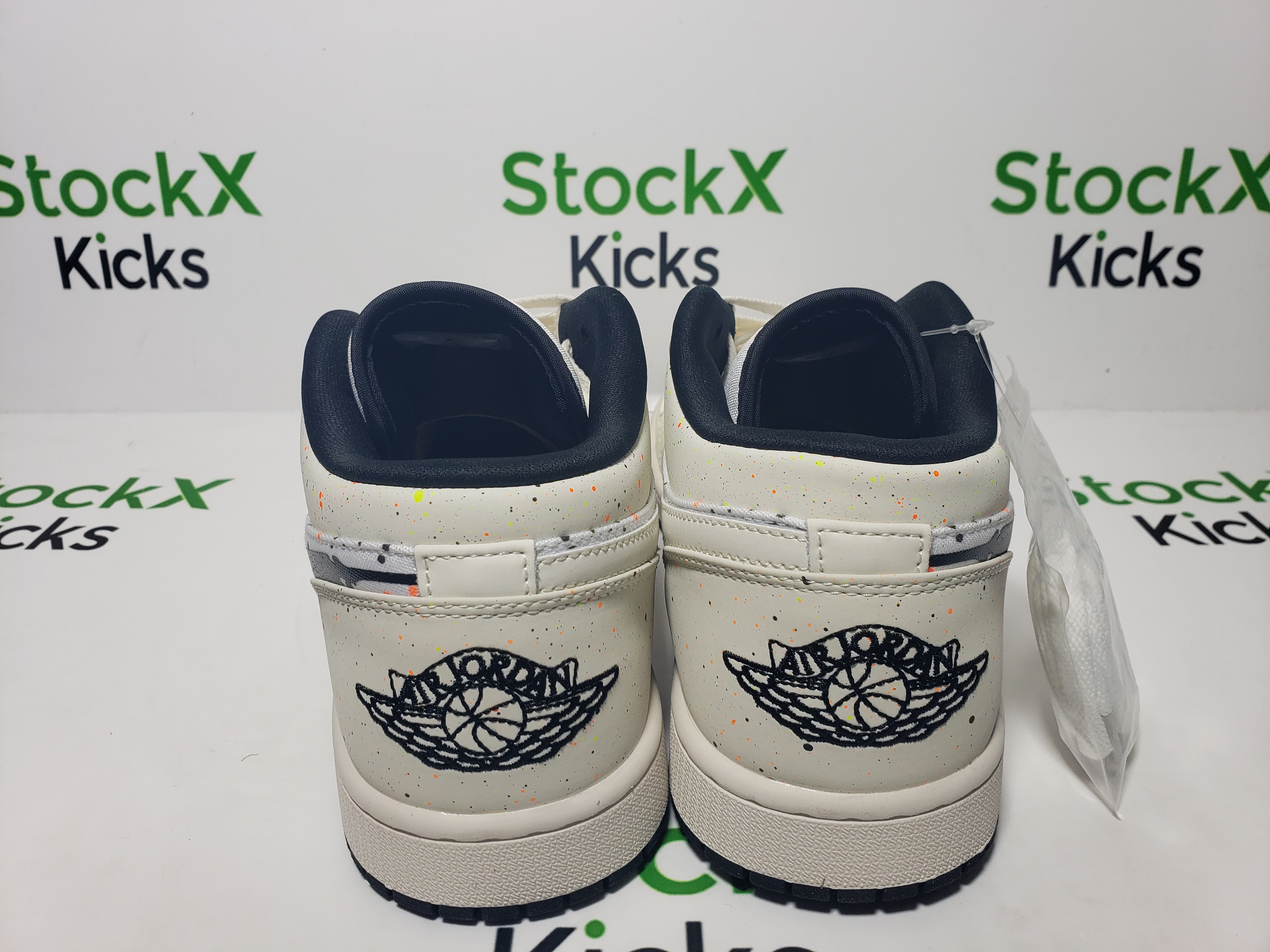 LJR Batch Air Jordan 1 Low SE Paint Splatter (GS) DH3295-100 review Stockxkicks 02