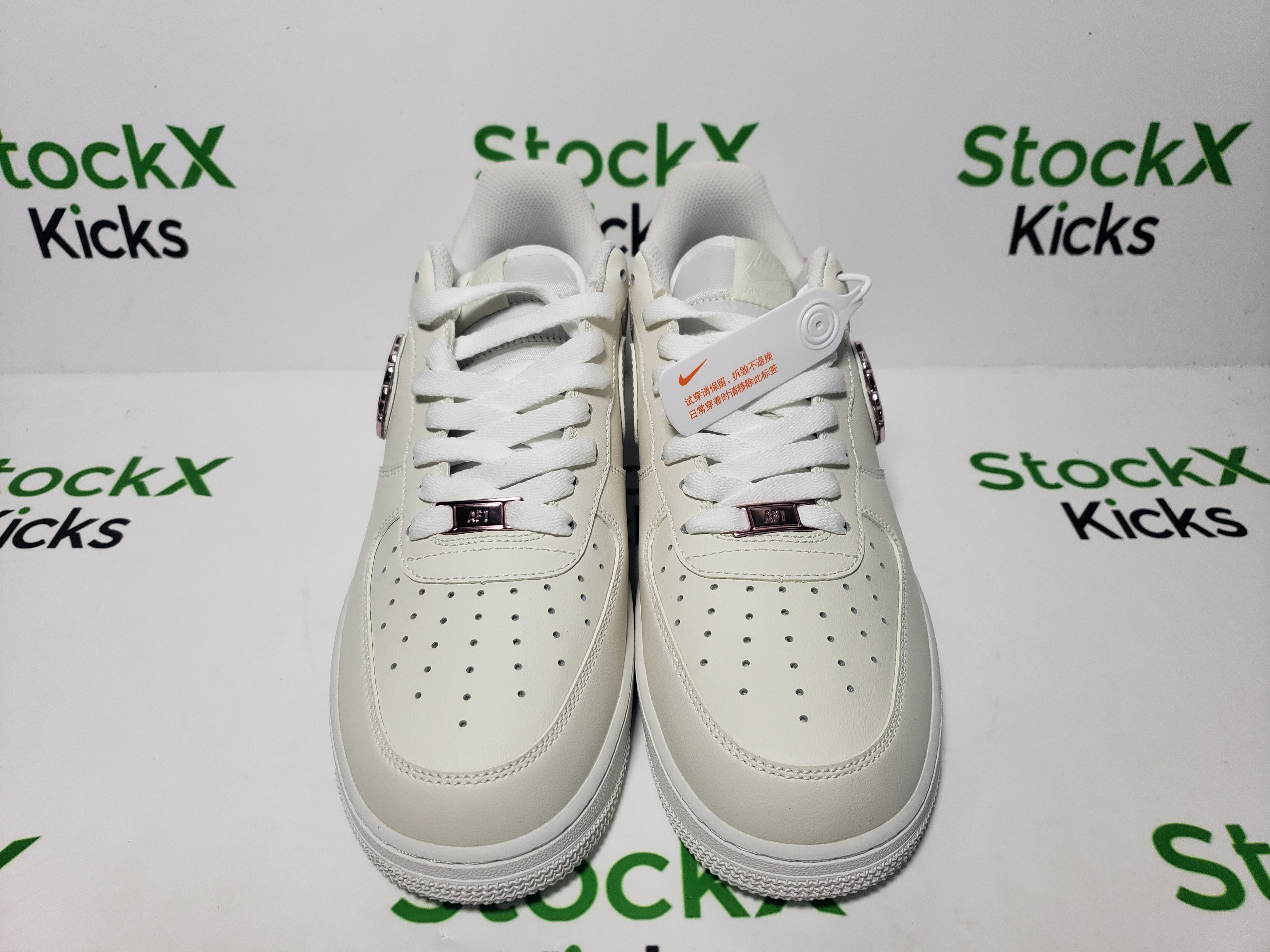 LJR Batch Nike Air Force 1 '07 LX 'Molten Metal Swoosh Pack Pink'  IF1686-161 review Stockxkicks 01