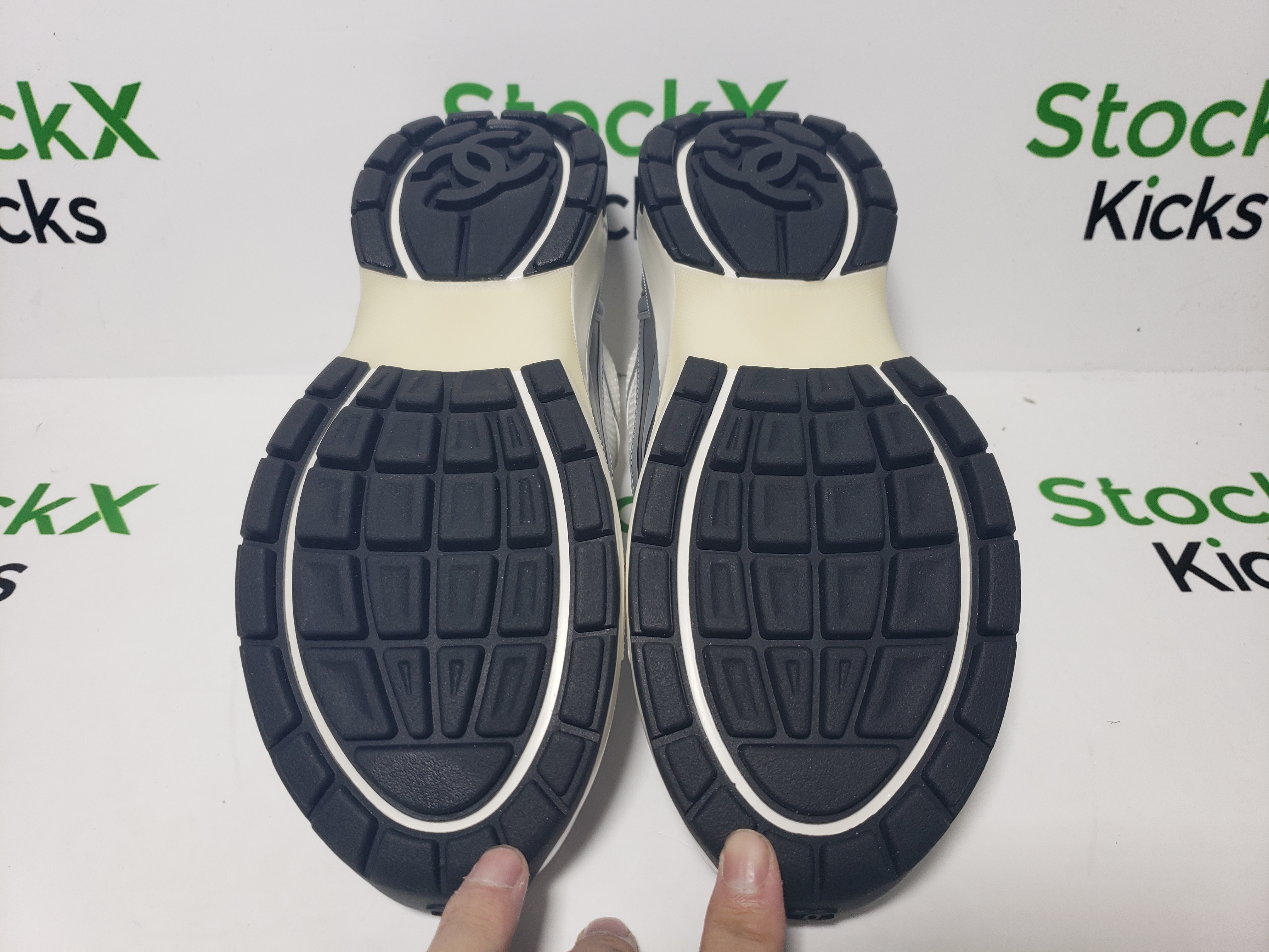 Chanel CC Logo Sneaker Black Silver review Stockxkicks 04