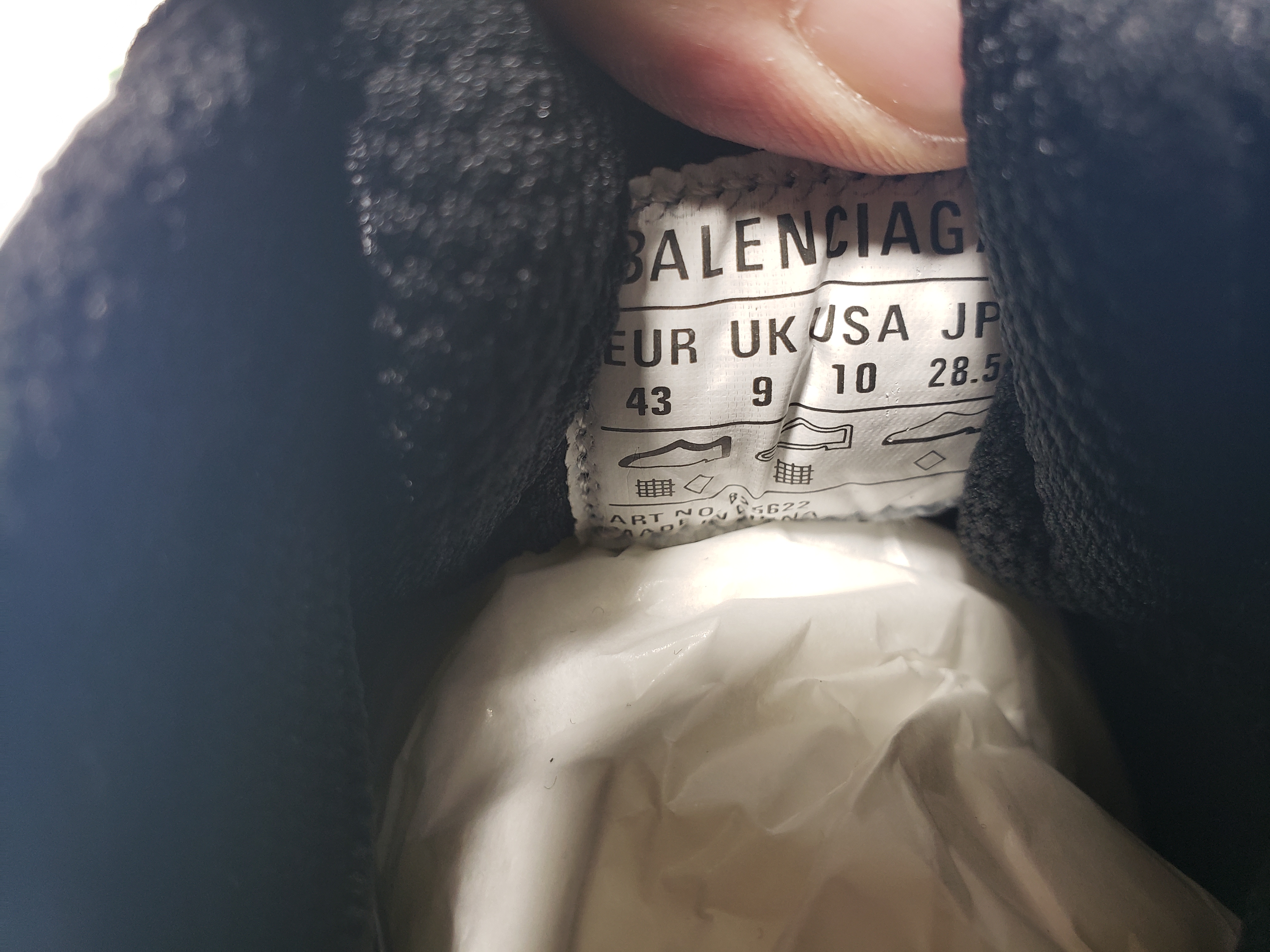 Balenciaga 3XL Sneaker Chain Black 825622W3XPL1882 review Stockxkicks 03