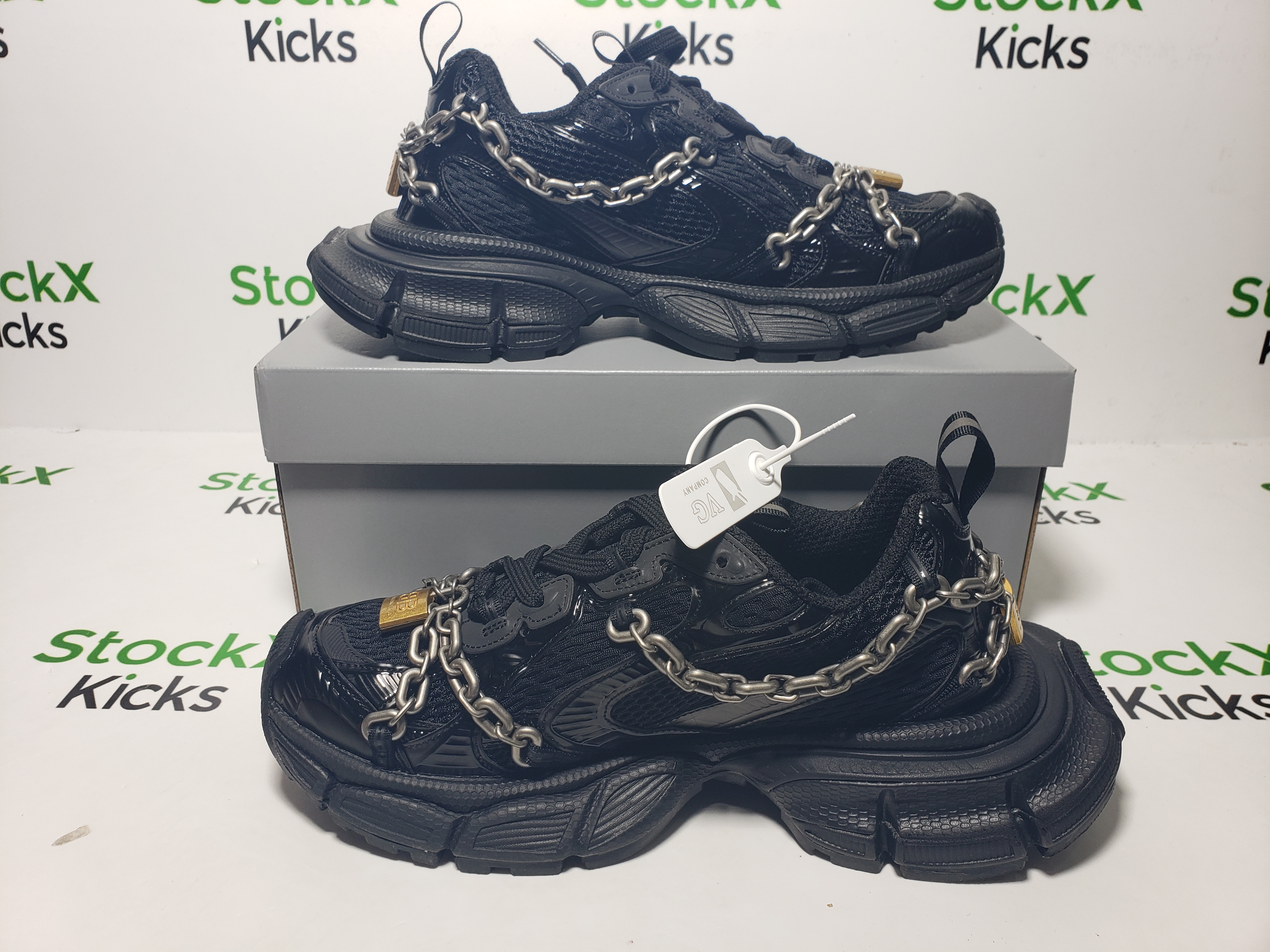 Balenciaga 3XL Sneaker Chain Black 825622W3XPL1882 review Stockxkicks 06