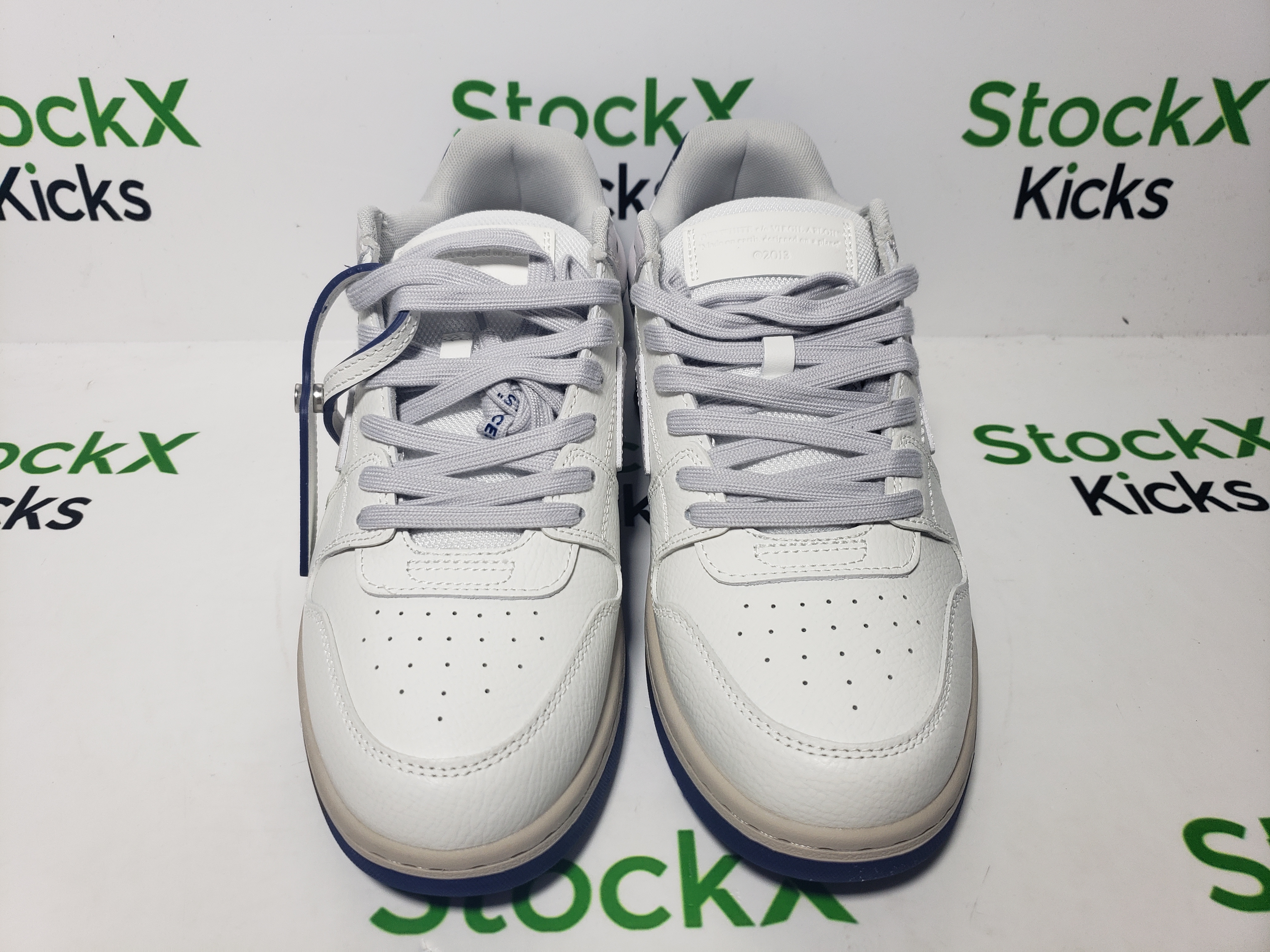 PK God Batch OFF-WHITE Out Of Office OOO Low Tops White and Blue Tail OMIA189F 23LEA005 0546 review Stockxkicks 01