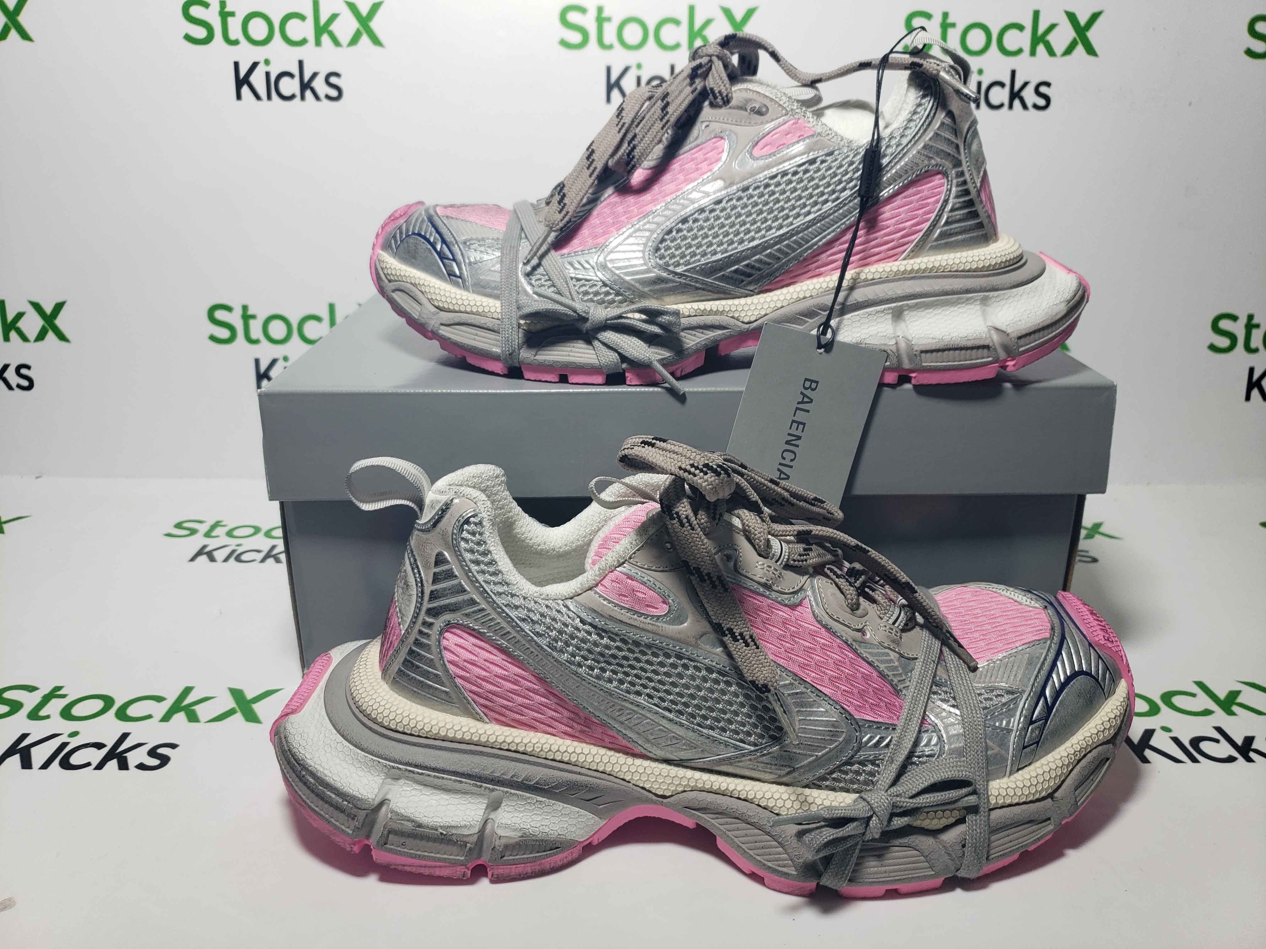 Balenciaga 3XL Sneaker Silver Pink 734731 W3XL5 9050 review Stockxkicks 05