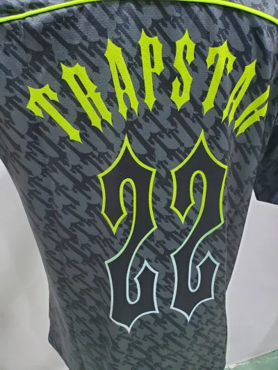 Trapstar Football Jersey T-Shirt PT950621 review Stockxkicks 04