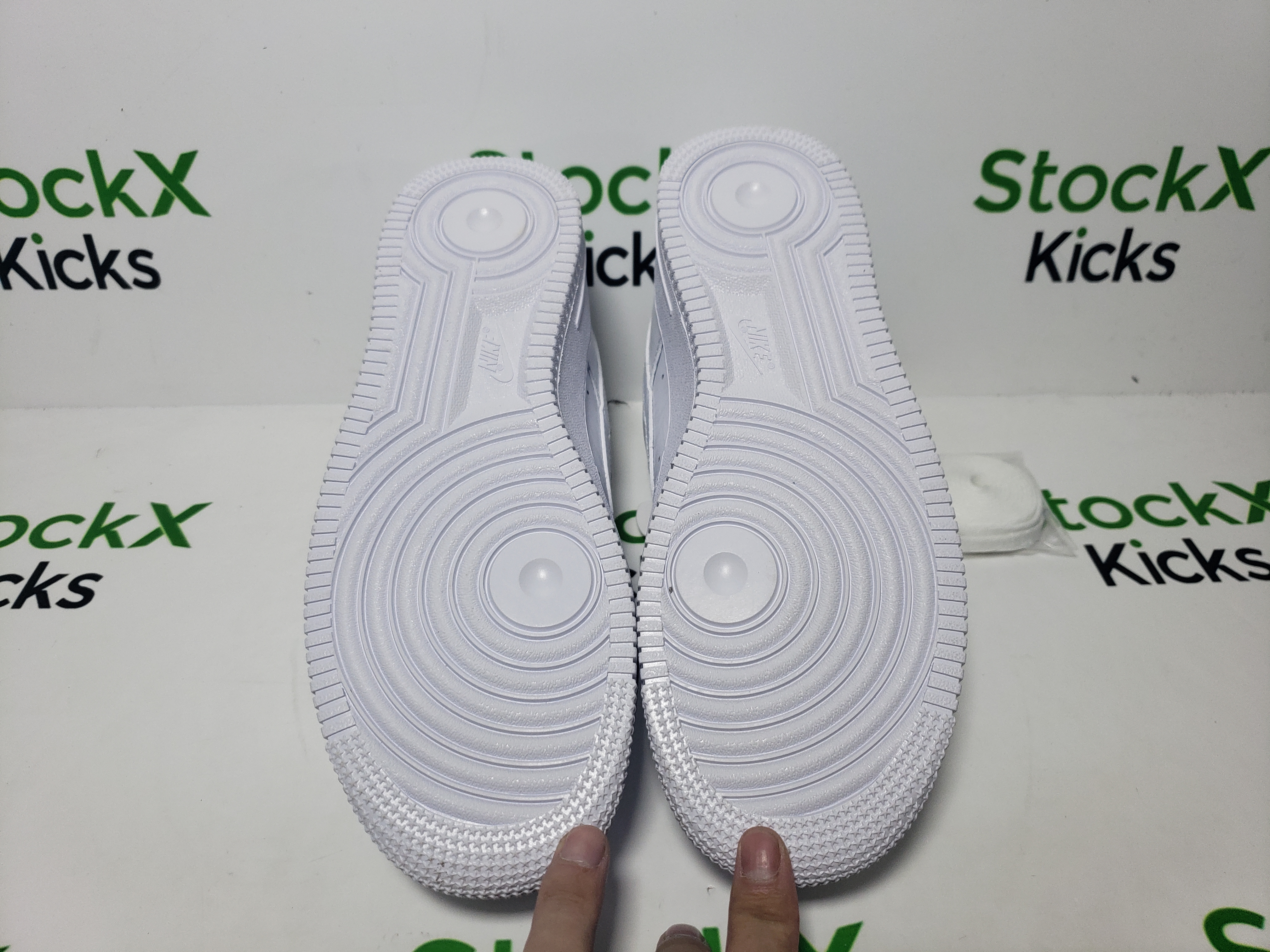 LJR Batch Nike Air Force 1 Low 'Jason Voorhees' IB4025-100 review Stockxkicks 04