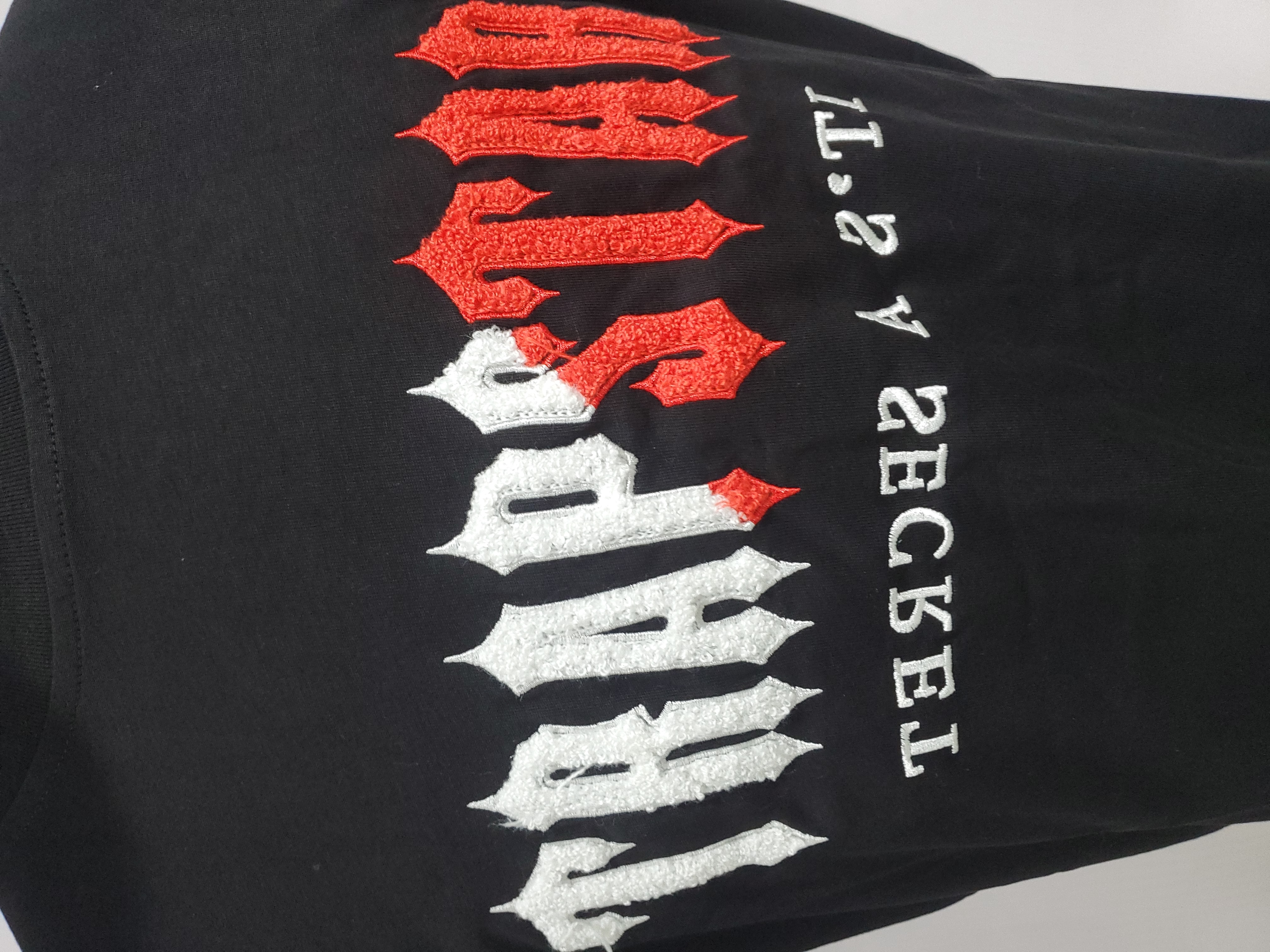 Trapstar Chenille Decoded Short Set Black/Red review Stockxkicks 02