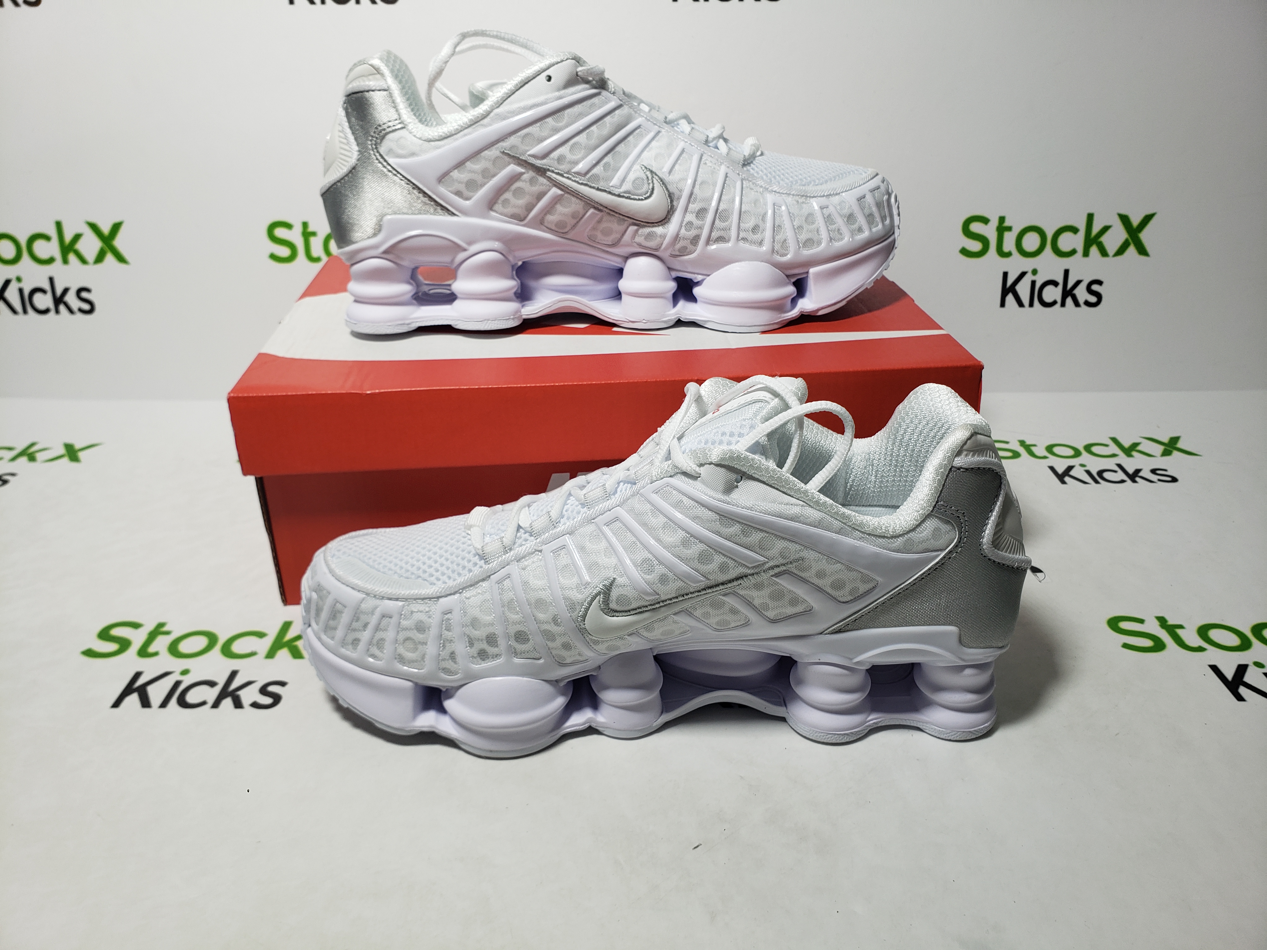 Nike Shox TL White Metallic Silver AV3595-100 review Stockxkicks 03