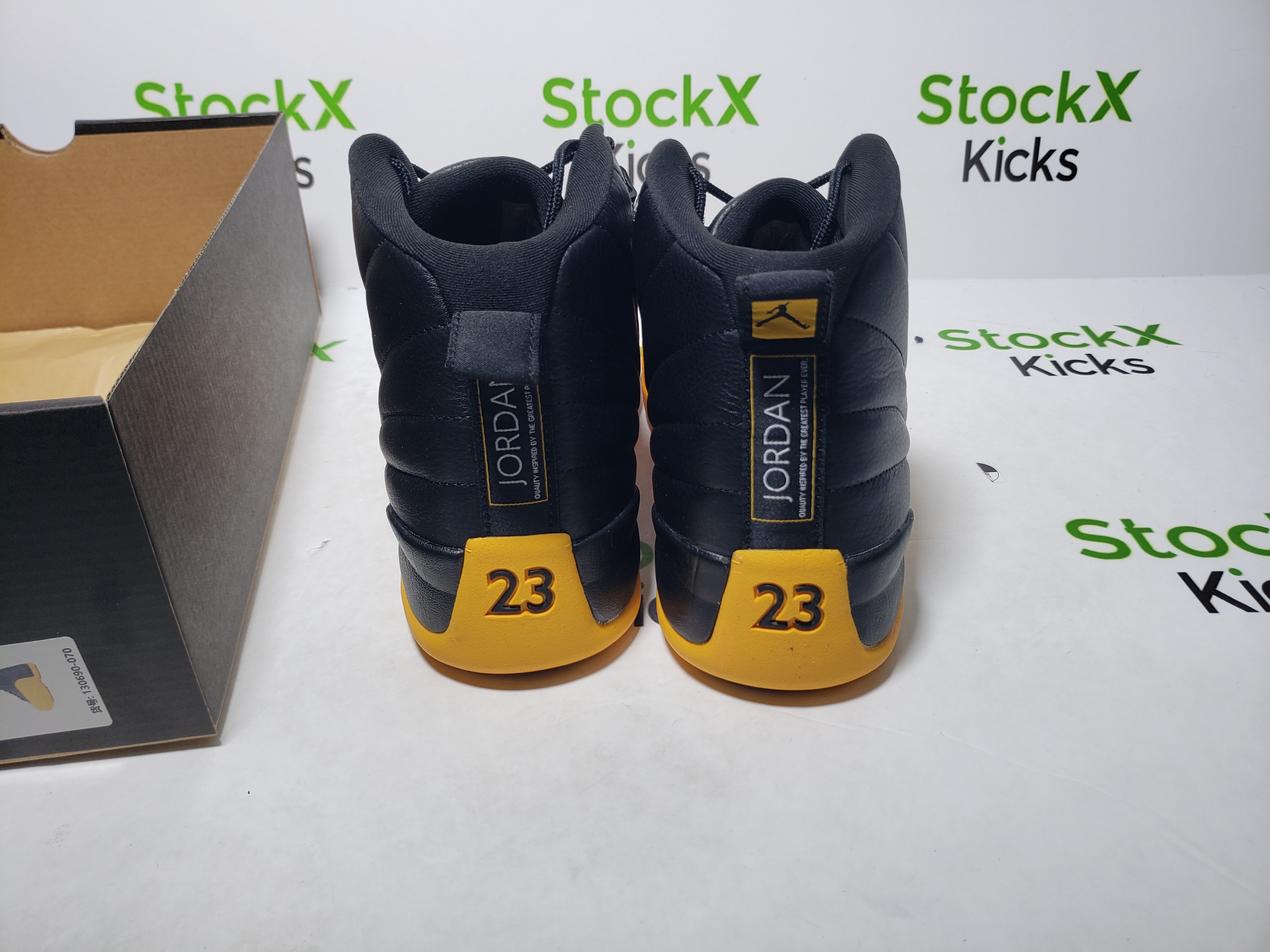 PK God Batch Air Jordan 12 Retro Black University Gold 130690-070 review Stockxkicks 01