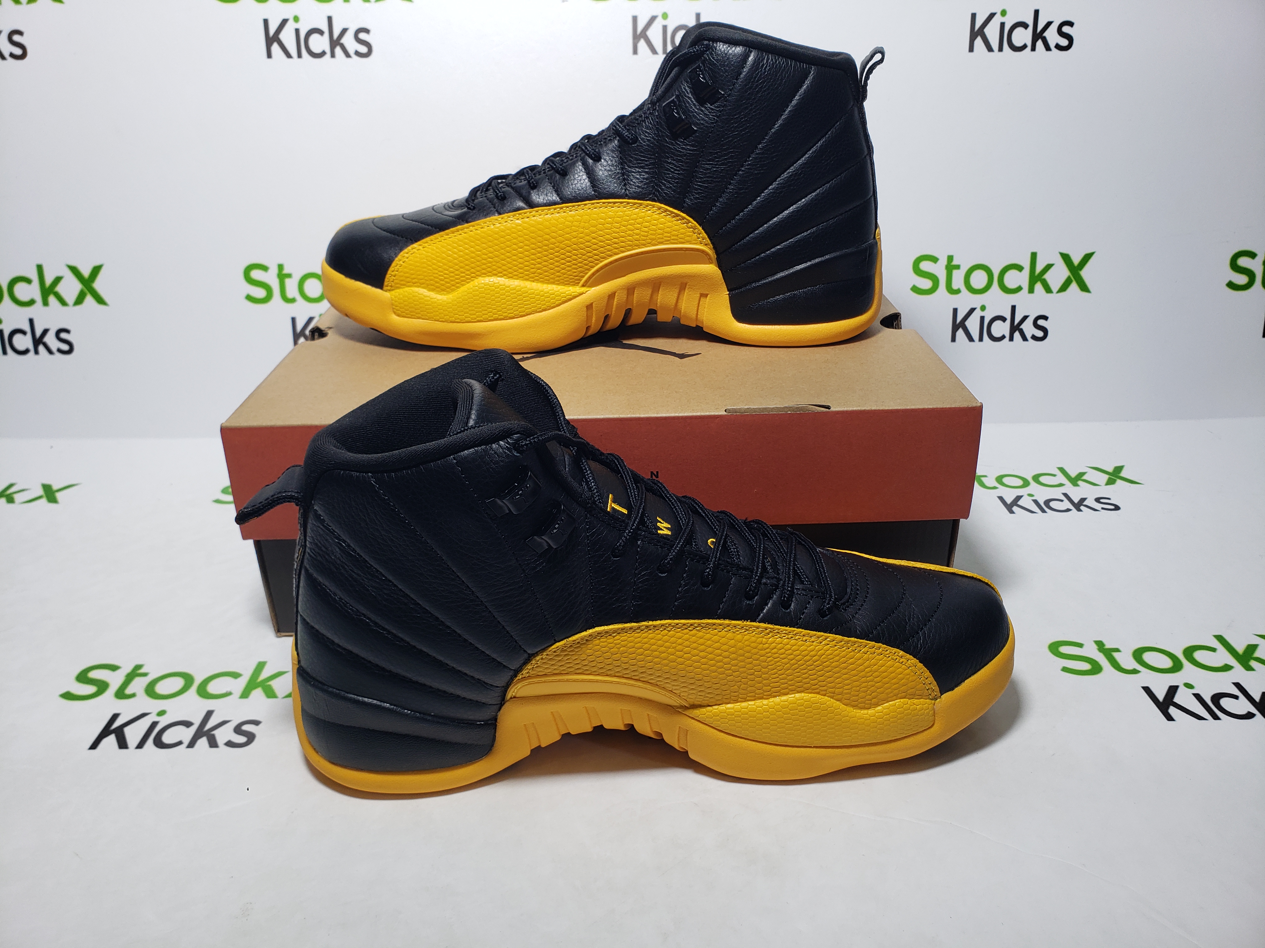 PK God Batch Air Jordan 12 Retro Black University Gold 130690-070 review Stockxkicks 04