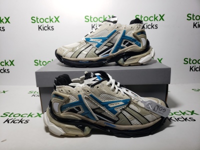 Balenciaga Runner Beige Grey Blue 677402 W5RH6 0312 review stockxkicks 05