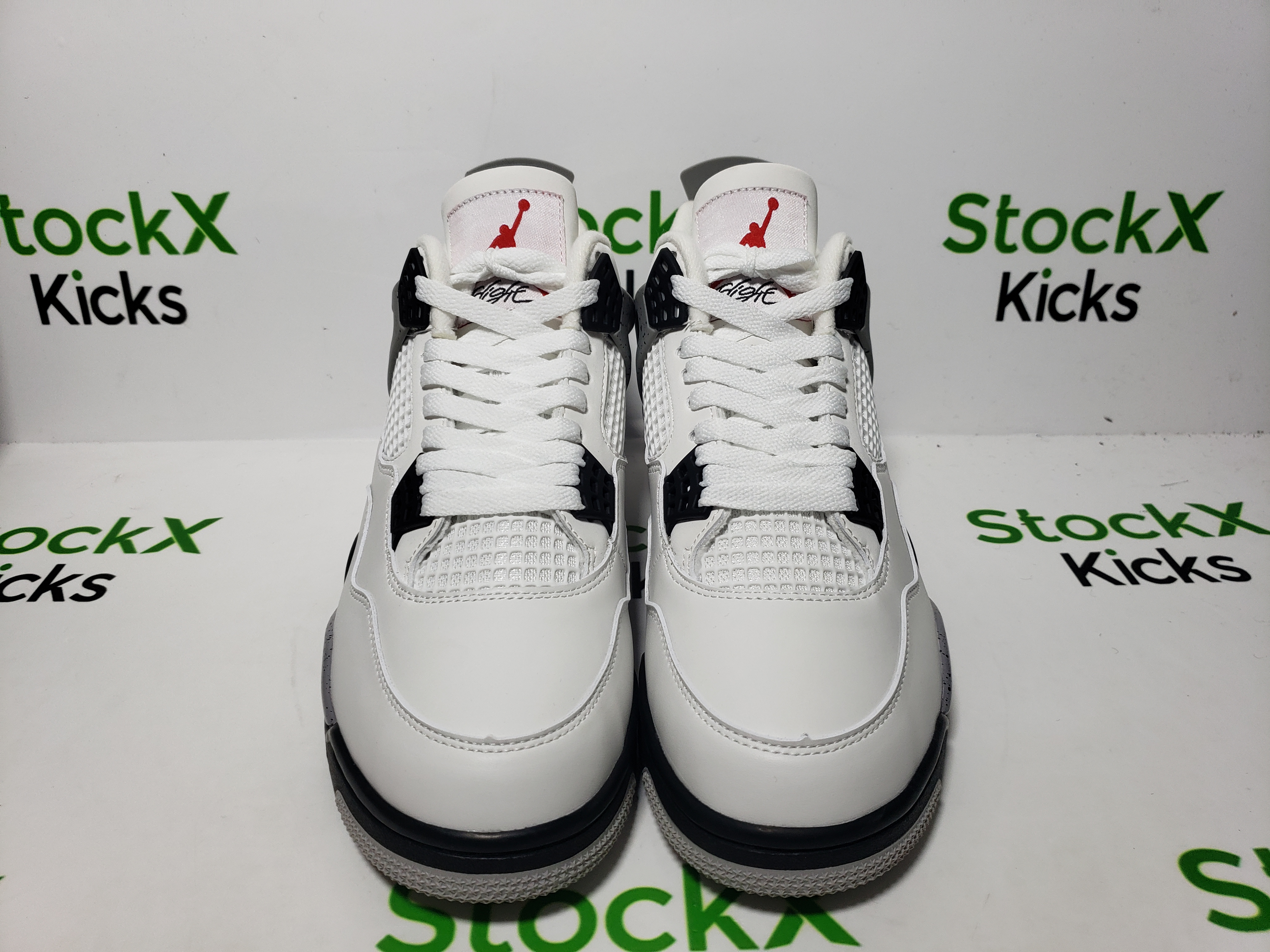 Special offer Batch Air Jordan 4 Retro OG White Cement FV5029-100（2025） review stockxkicks 01