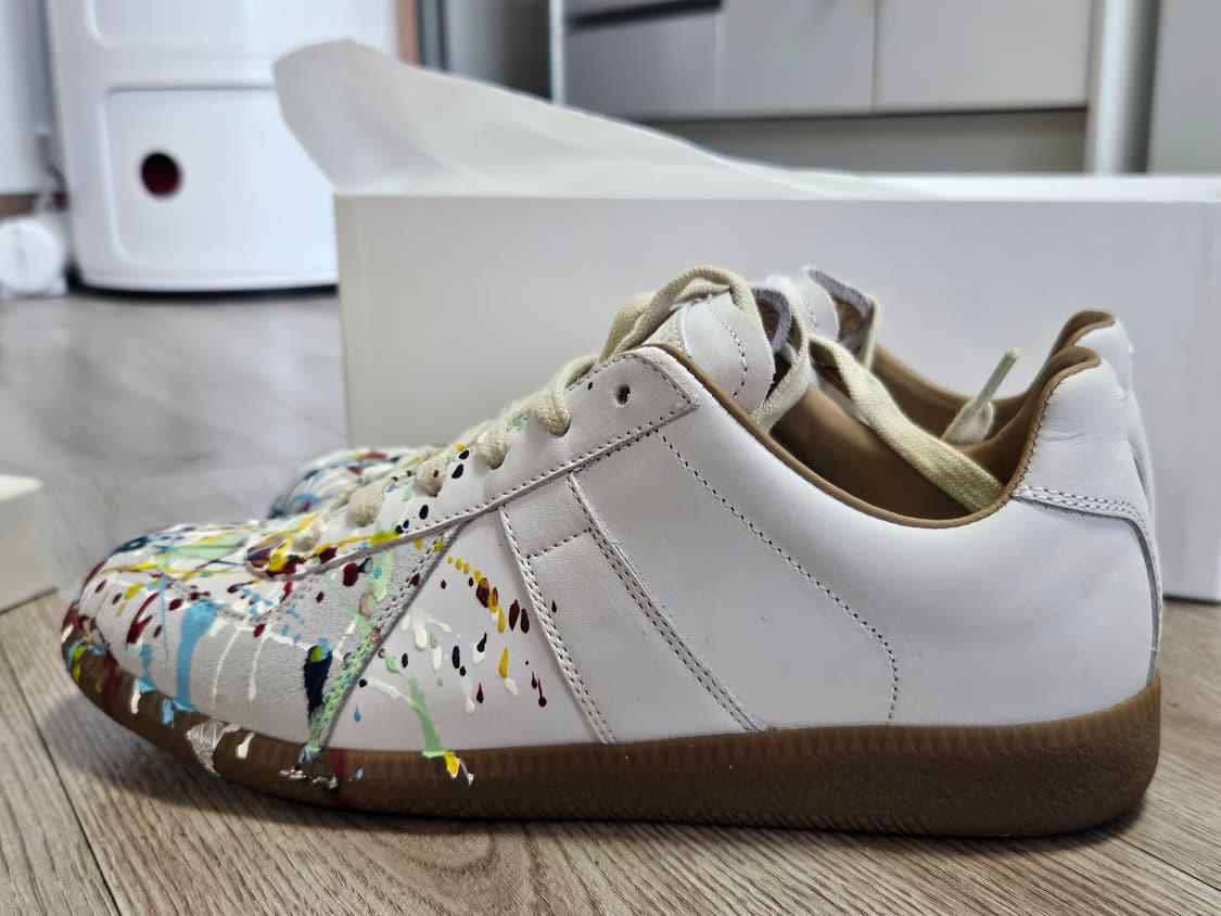 Maison Margiela Maison Margiela Replica Lace-Up Sneakers S57WS0240P1892 review Claire Peroux-Salaun