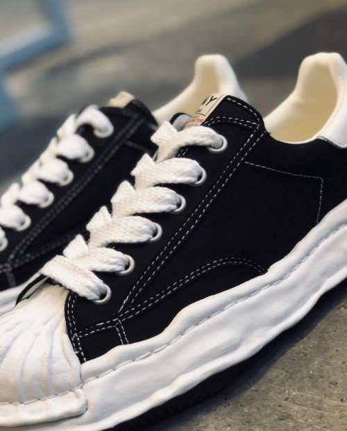 Maison MIHARA YASUHIRO Black And White NO.703 review 