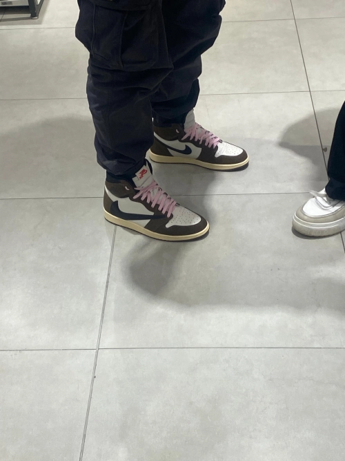 LJR Batch Air Jordan 1 Retro High Travis Scott CD4487-100 review 