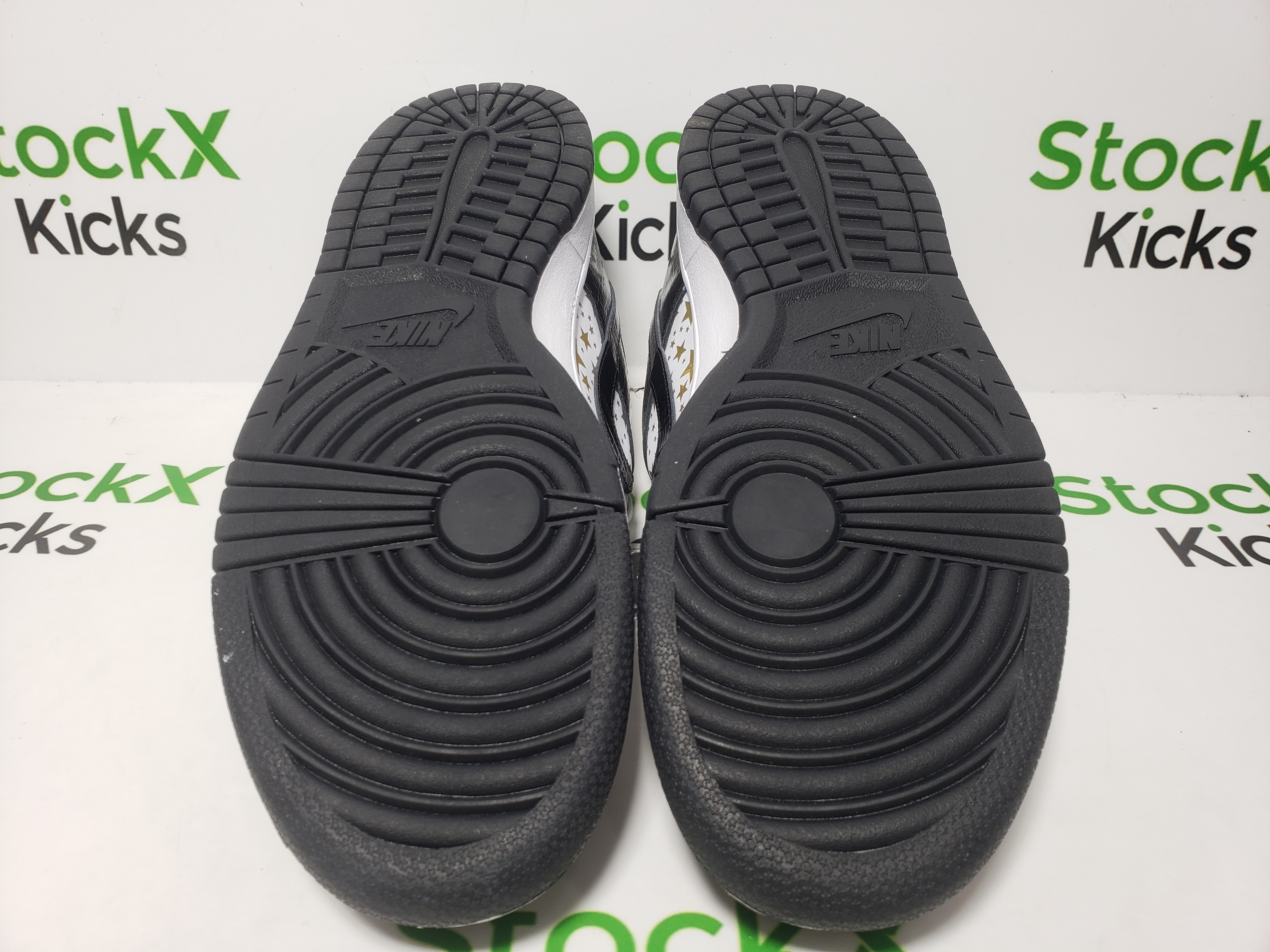 LJR Batch Nike SB Dunk Low Supreme Stars Black (2021) DH3228-102 review Stockxkicks 04