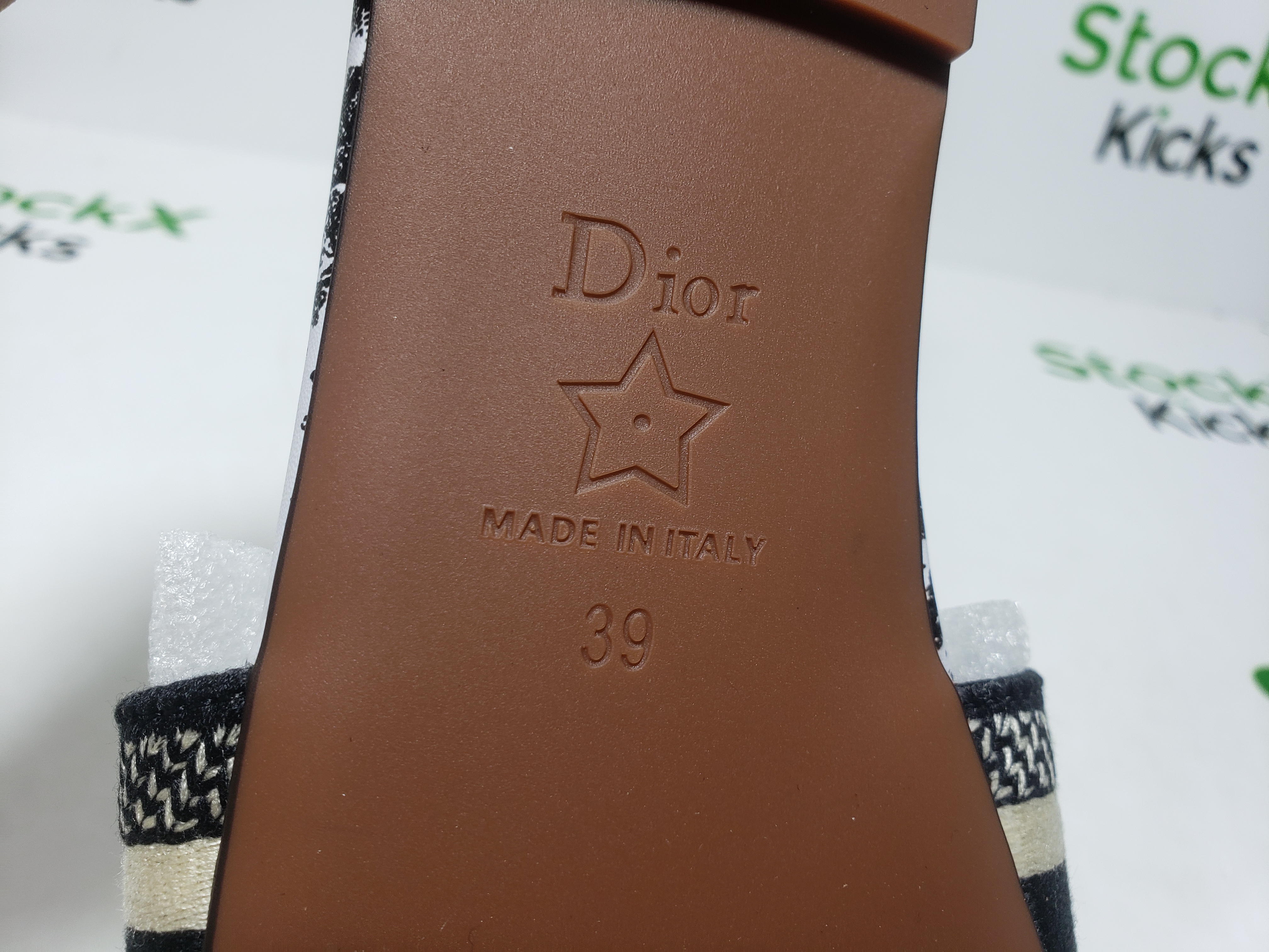 DIOR Classic Dway Slide Rose Black review Stockxkicks 03