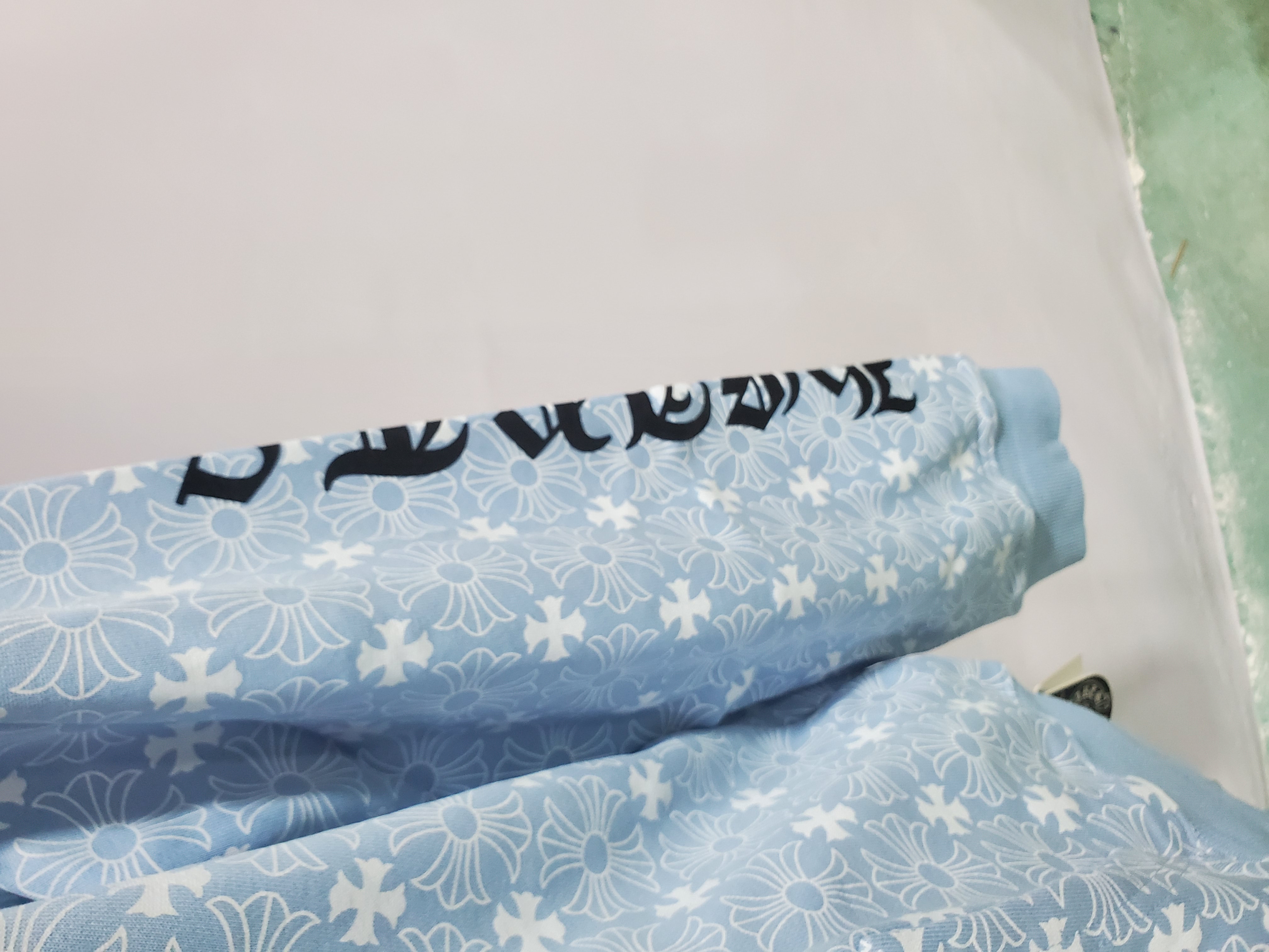 CHROME HEARTS Hoodie K5021 review Stockxkicks 02