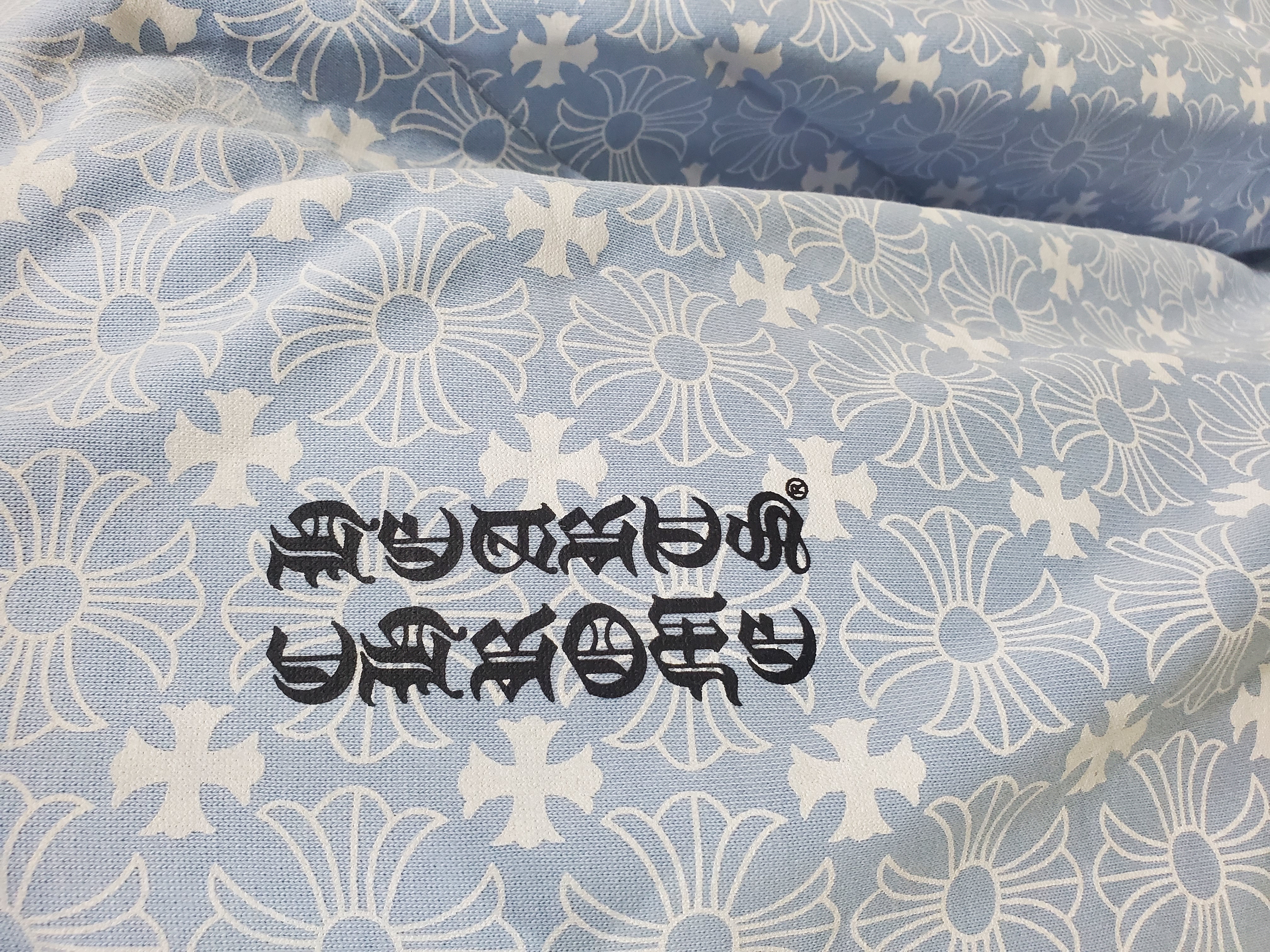 CHROME HEARTS Hoodie K5021 review Stockxkicks 01