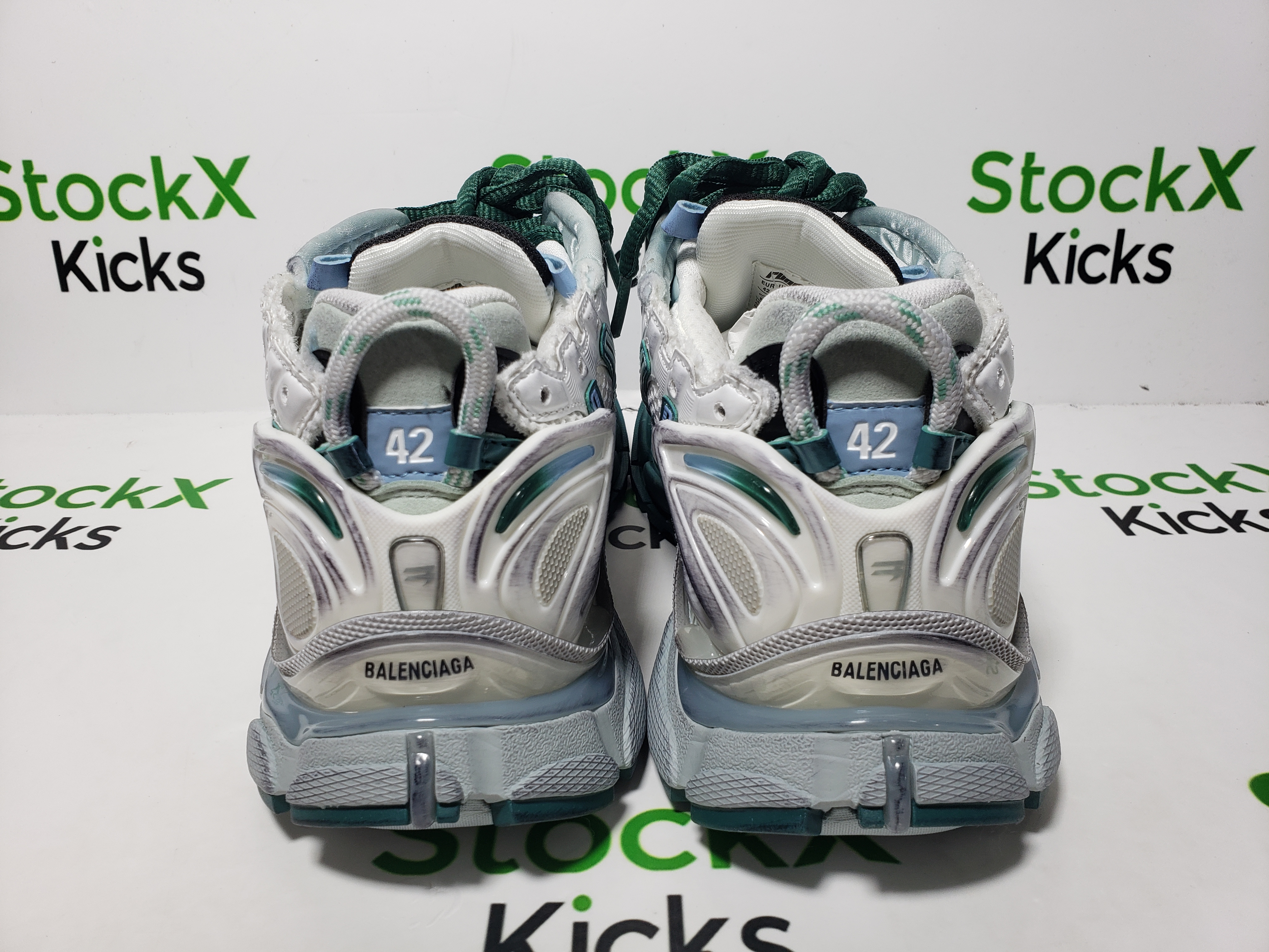 Balenciaga Runner Sneaker White Green Blue 772774 W3RMU 9034 review Stockxkicks 02